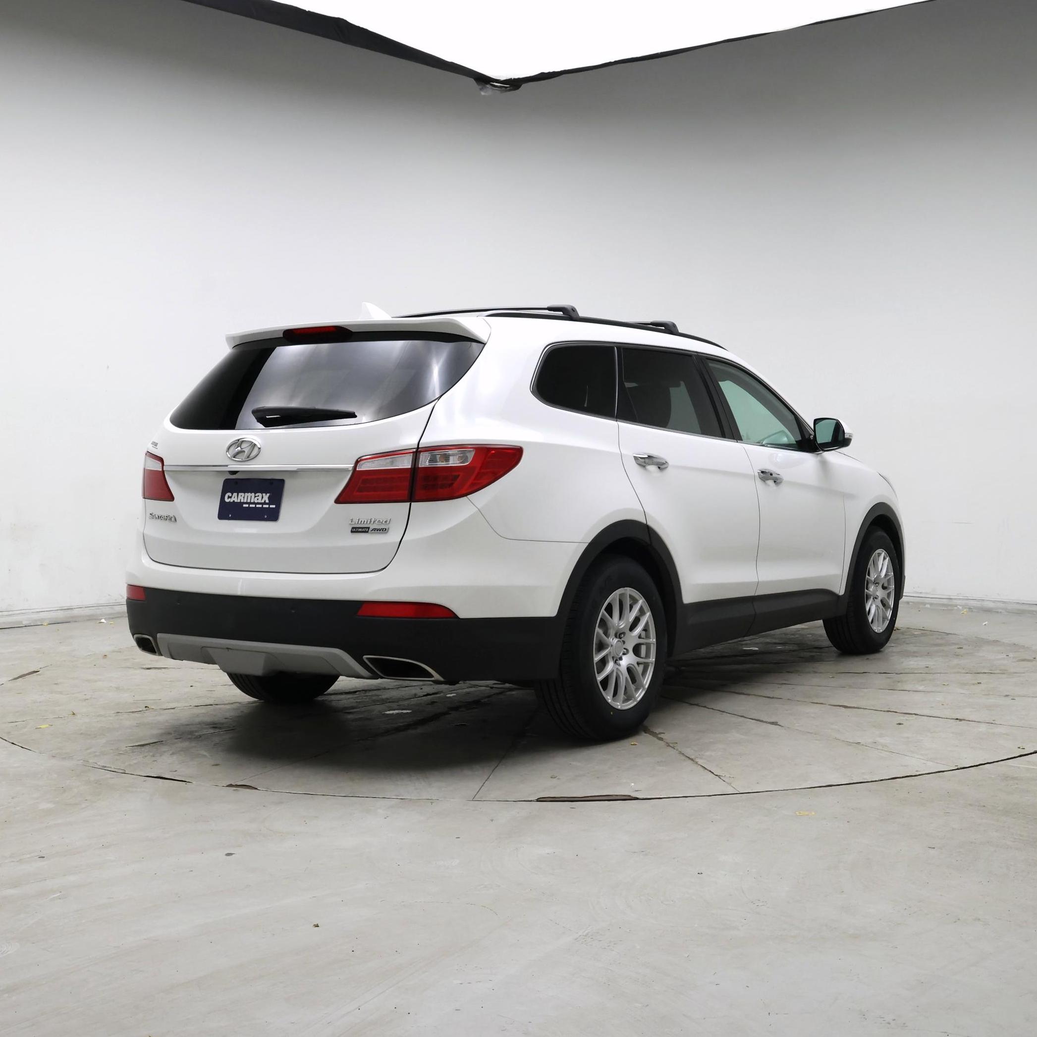 Thumbnail: 2015 Hyundai Santa Fe - 8