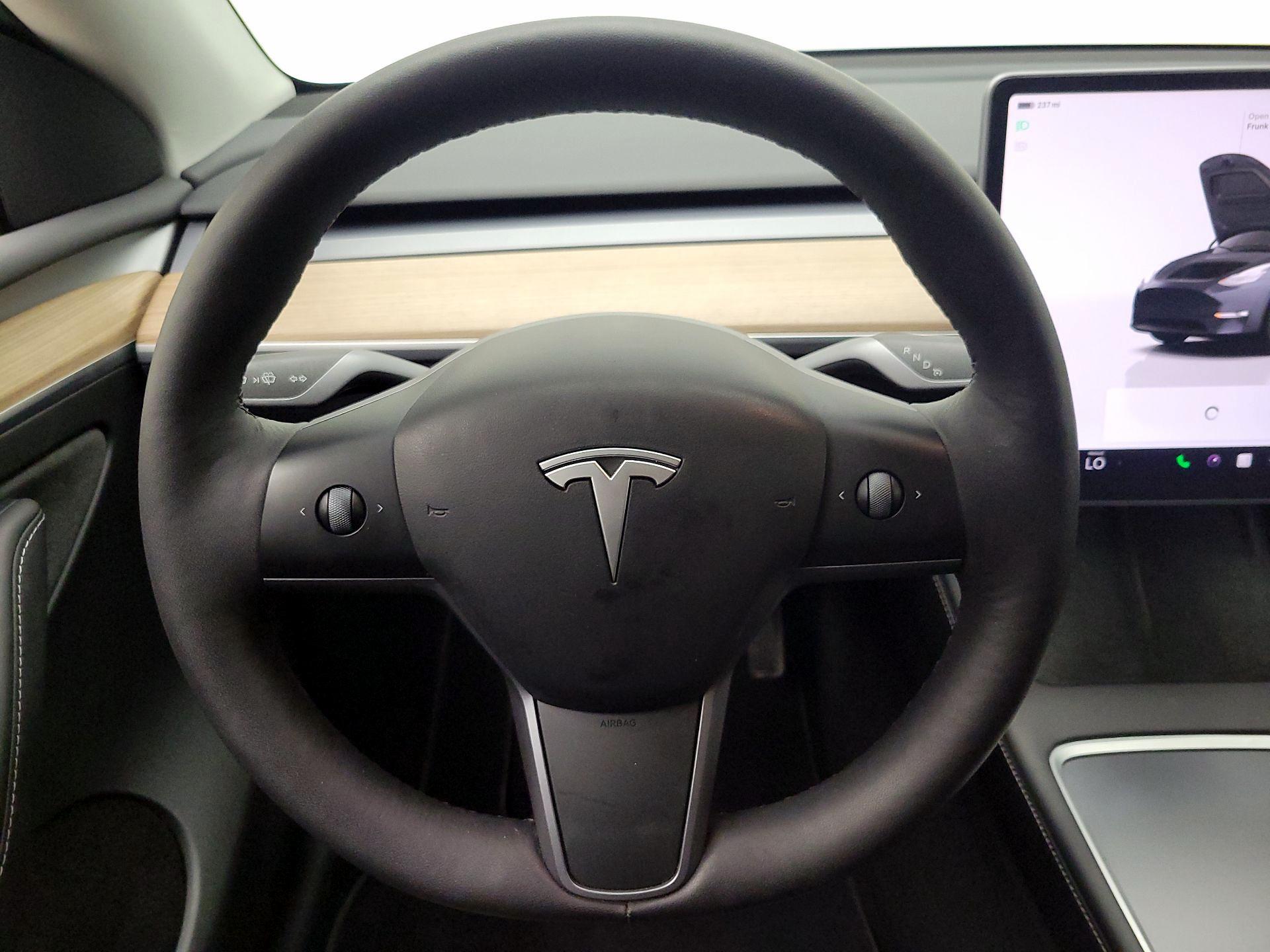 Thumbnail: 2022 Tesla Model Y - 10