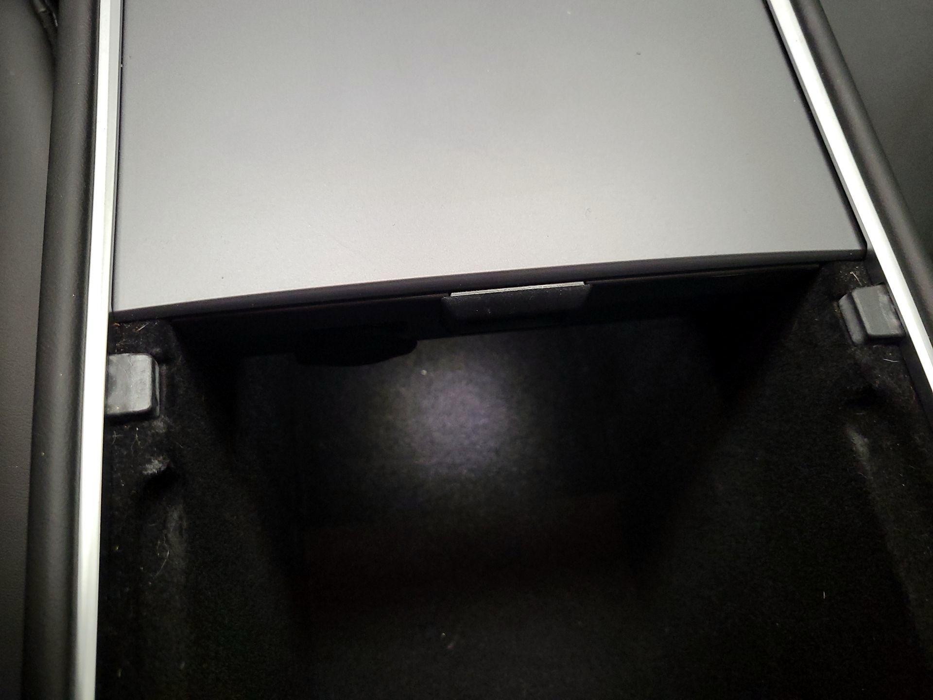 Thumbnail: 2022 Tesla Model Y - 18