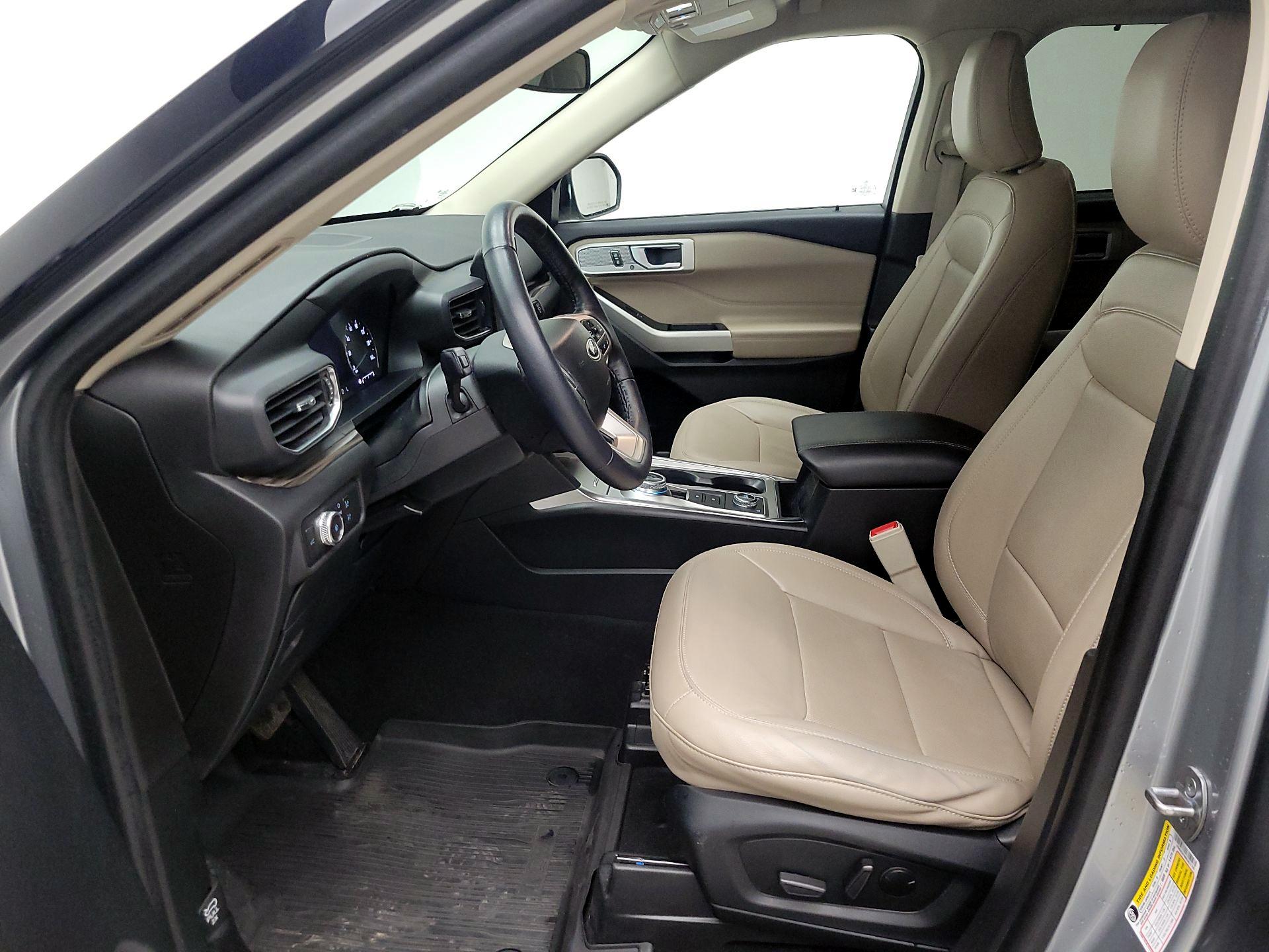 Thumbnail: 2022 Ford Explorer - 11