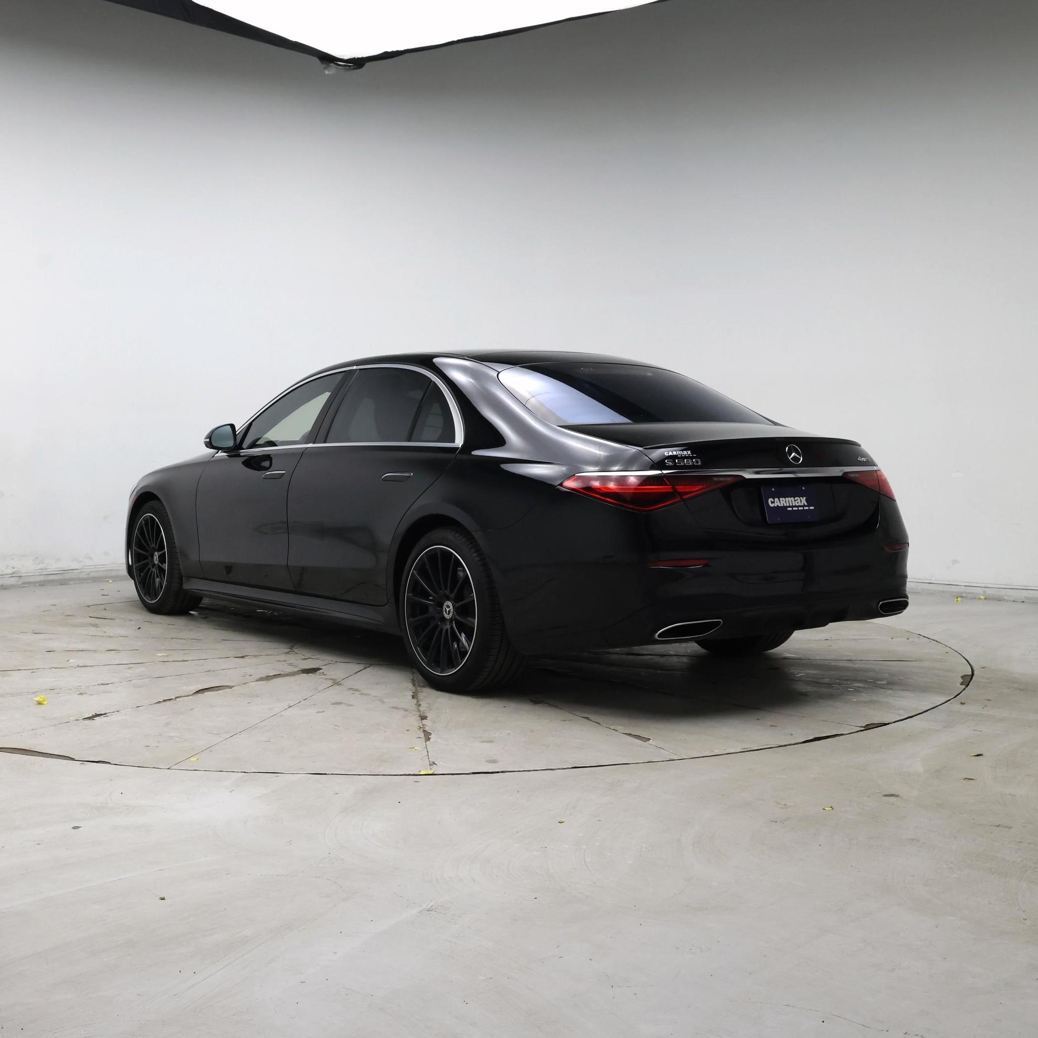 Thumbnail: 2022 Mercedes-Benz S-Class - 2