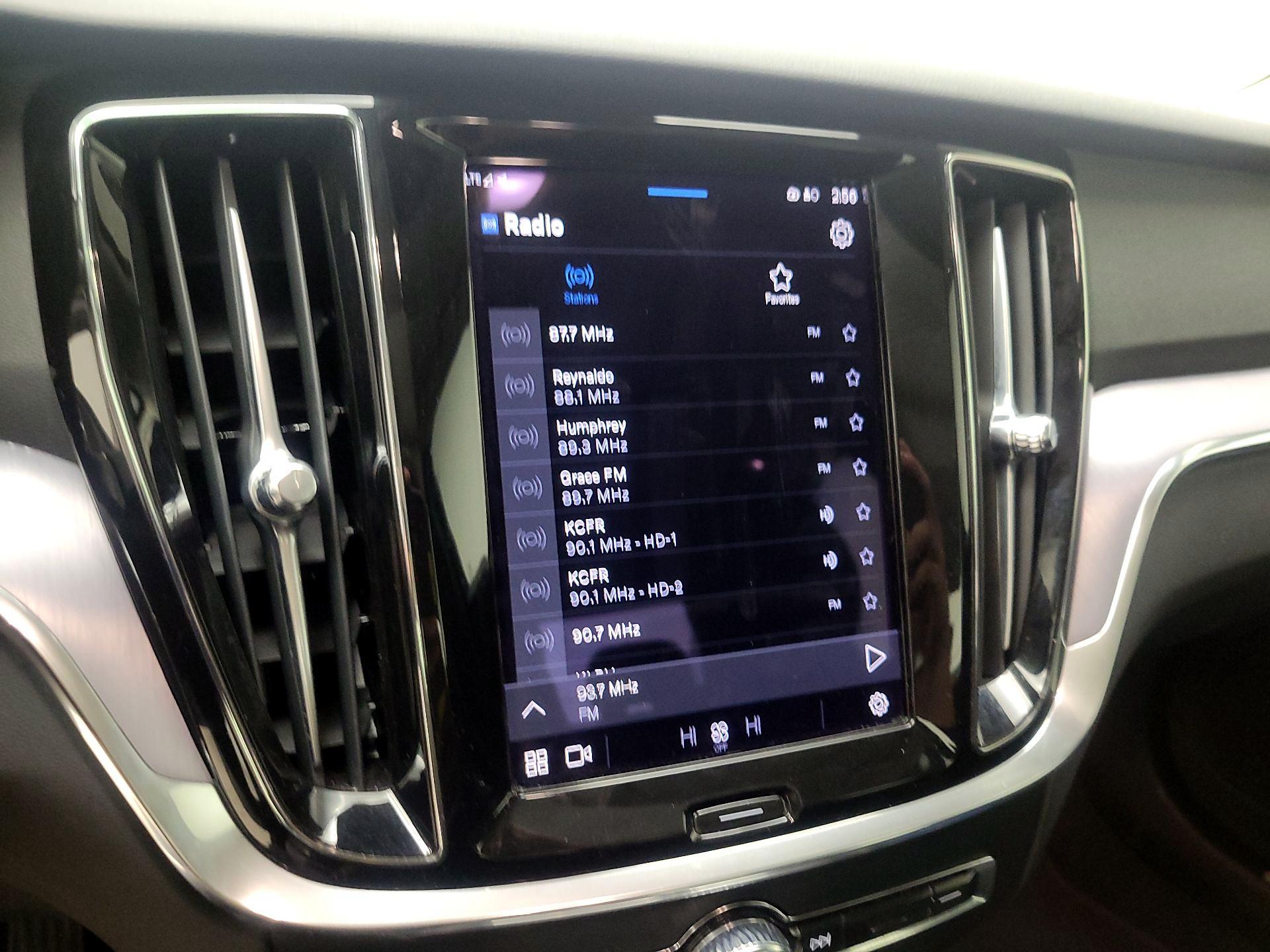 Thumbnail: 2024 Volvo S60 - 15