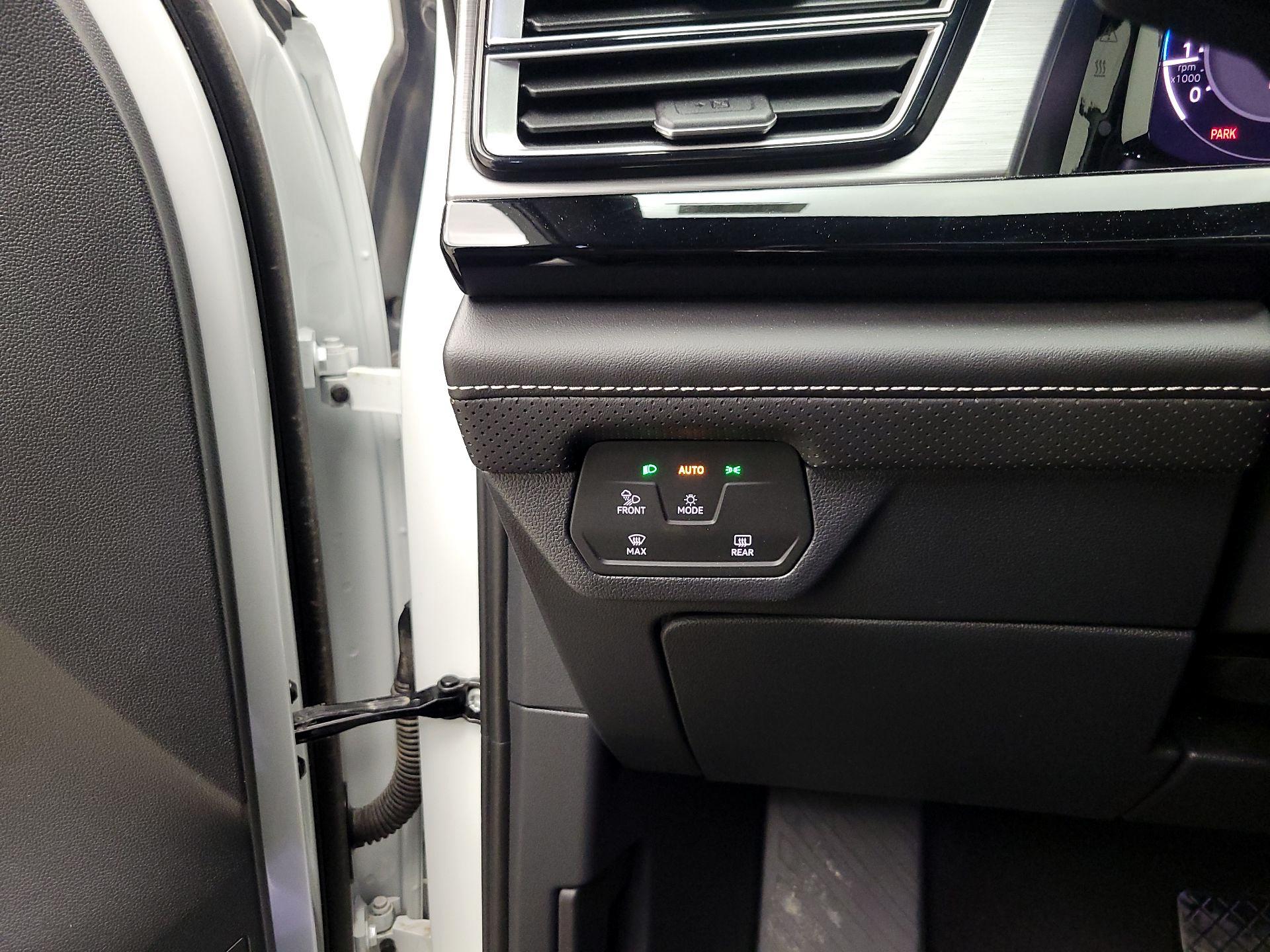 Thumbnail: 2024 Volkswagen Atlas - 13