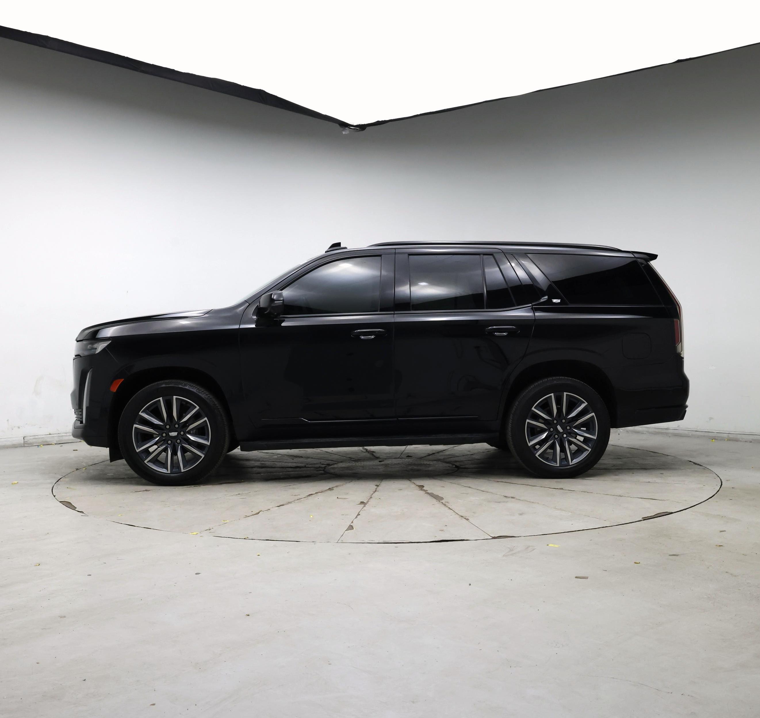 Thumbnail: 2023 Cadillac Escalade - 3