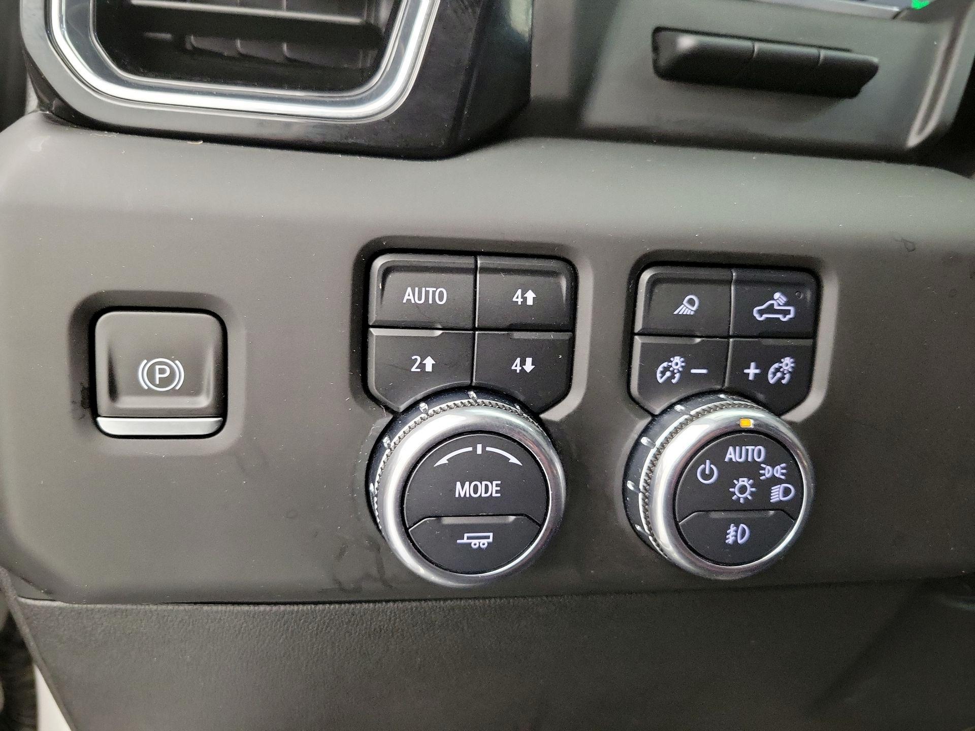 Thumbnail: 2023 GMC Sierra 1500 - 13