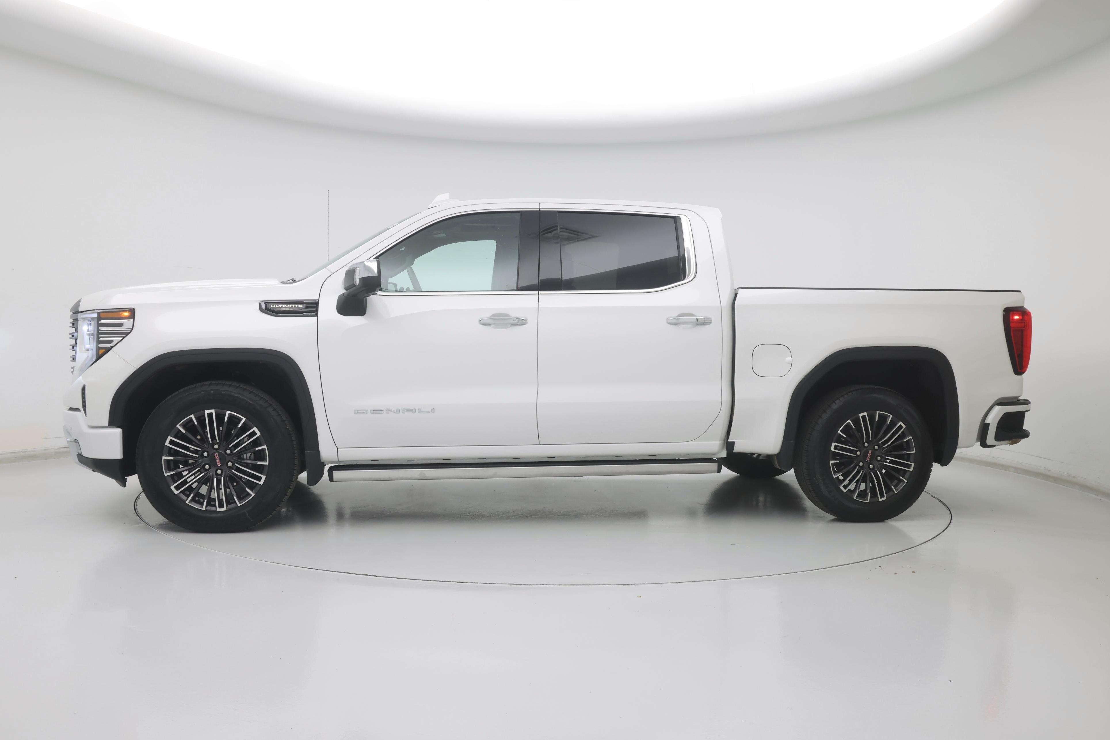 Thumbnail: 2023 GMC Sierra 1500 - 3