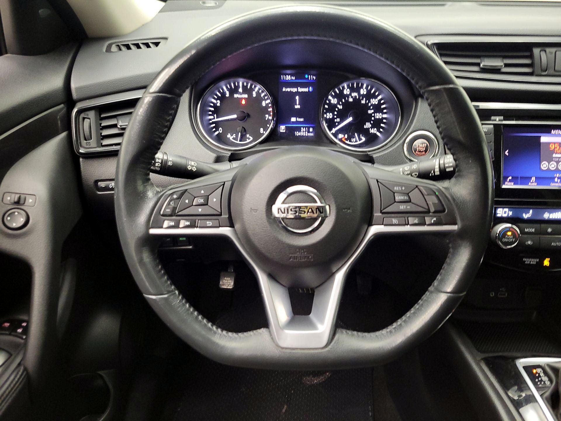 Thumbnail: 2018 Nissan Rogue - 10