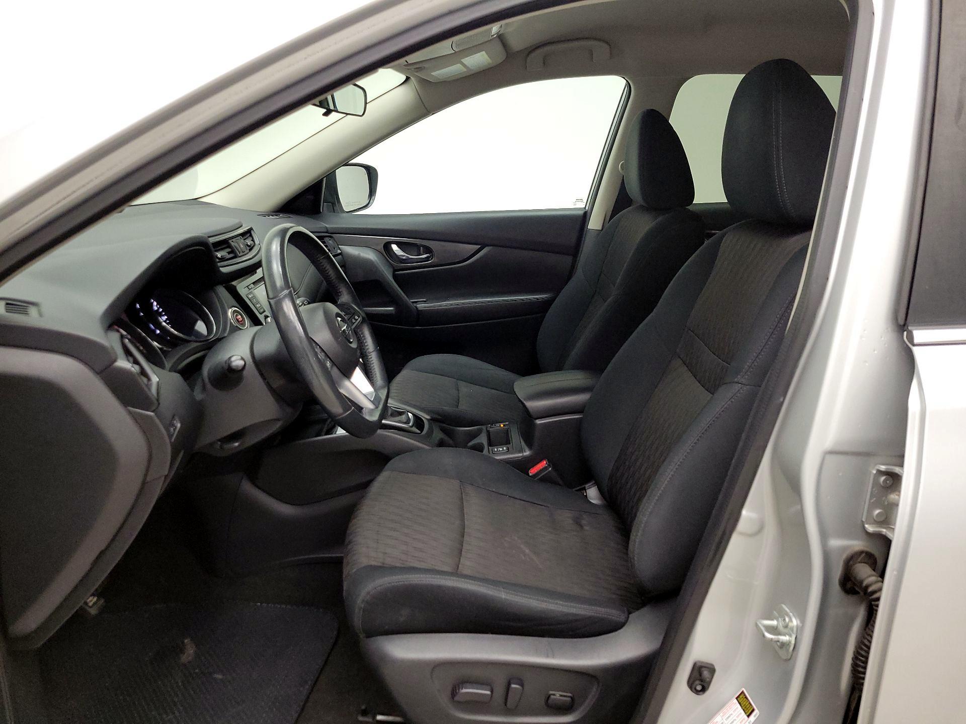 Thumbnail: 2018 Nissan Rogue - 11