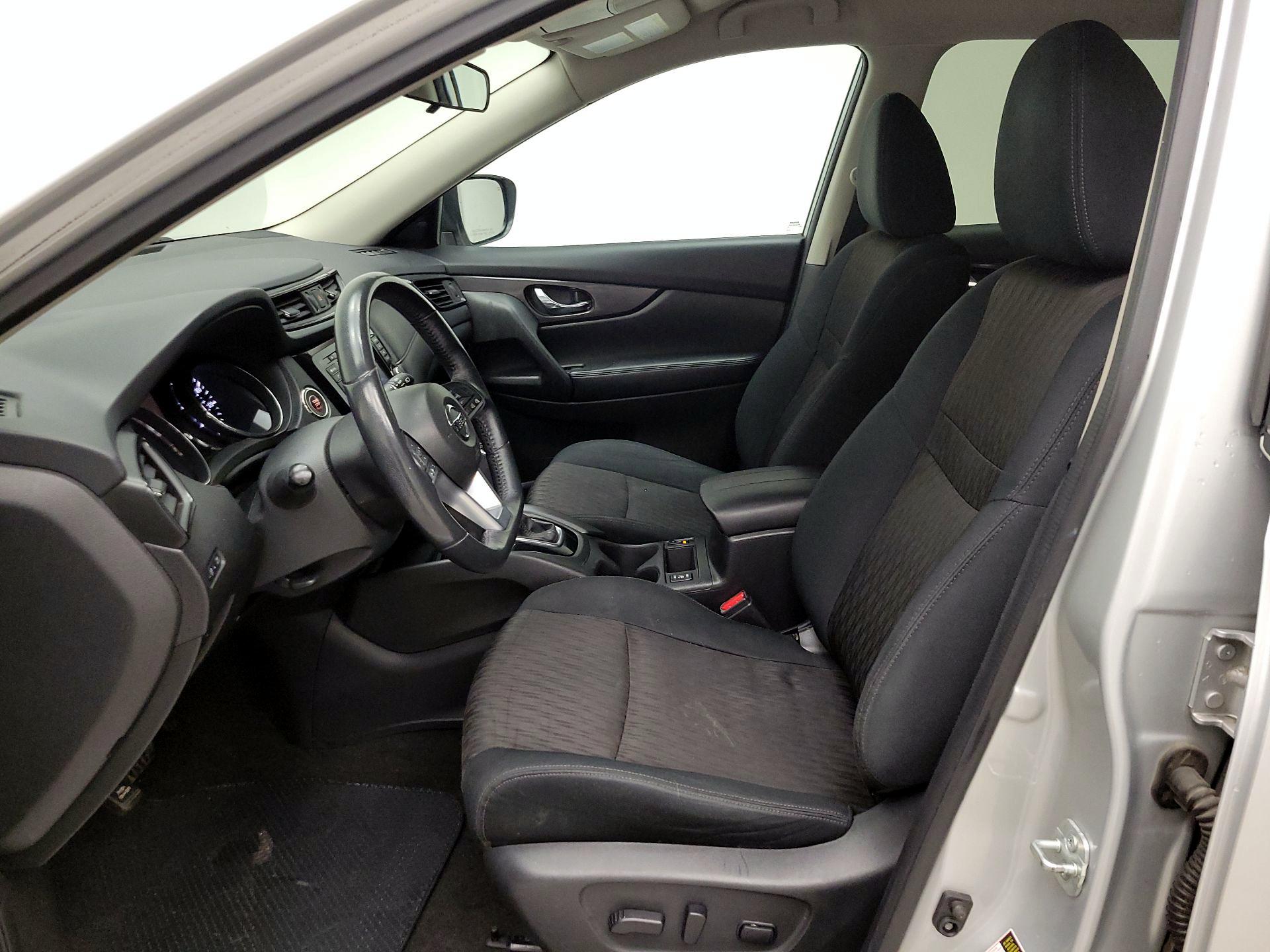 Thumbnail: 2018 Nissan Rogue - 12