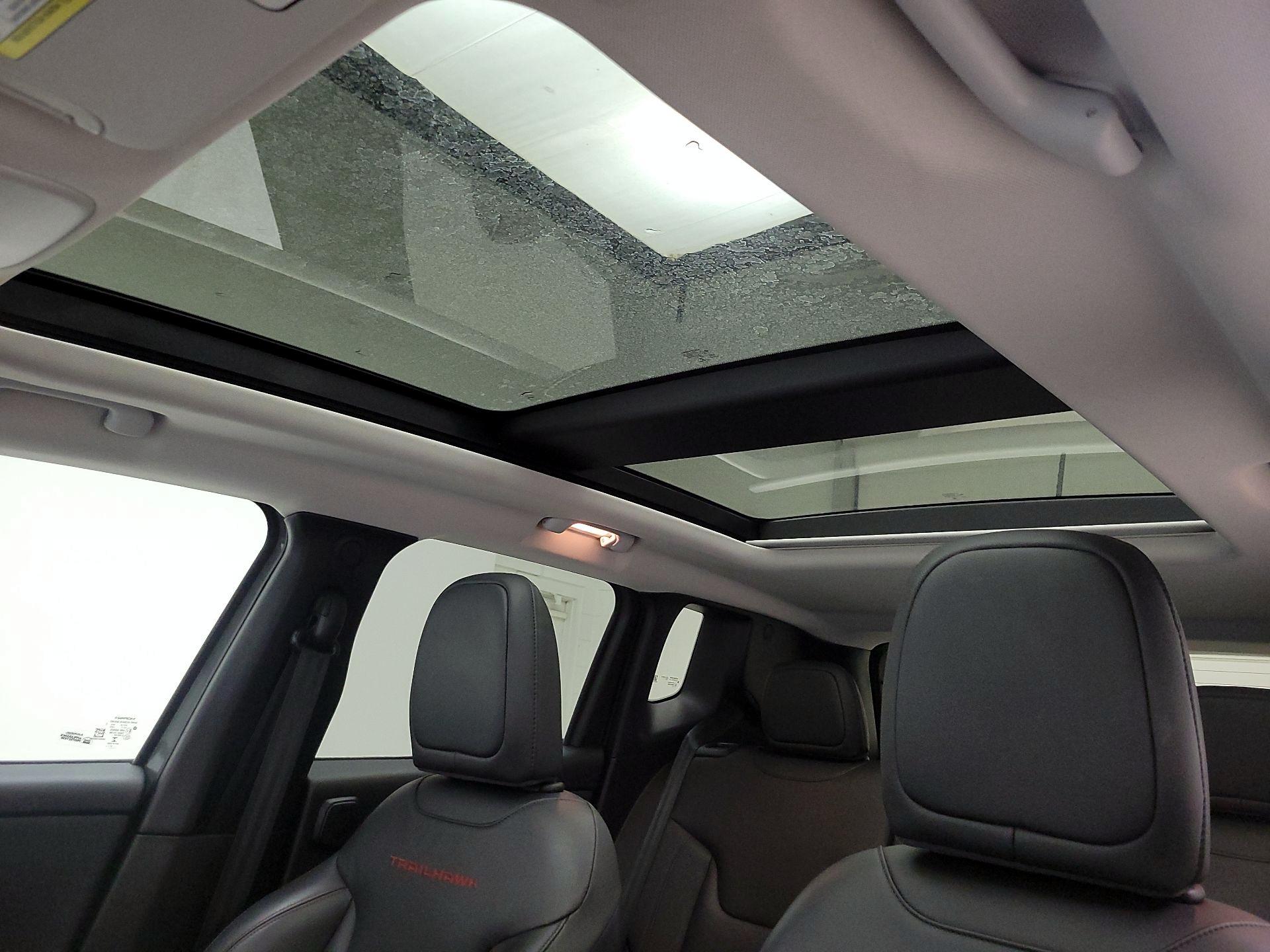 Thumbnail: 2021 Jeep Renegade - 20