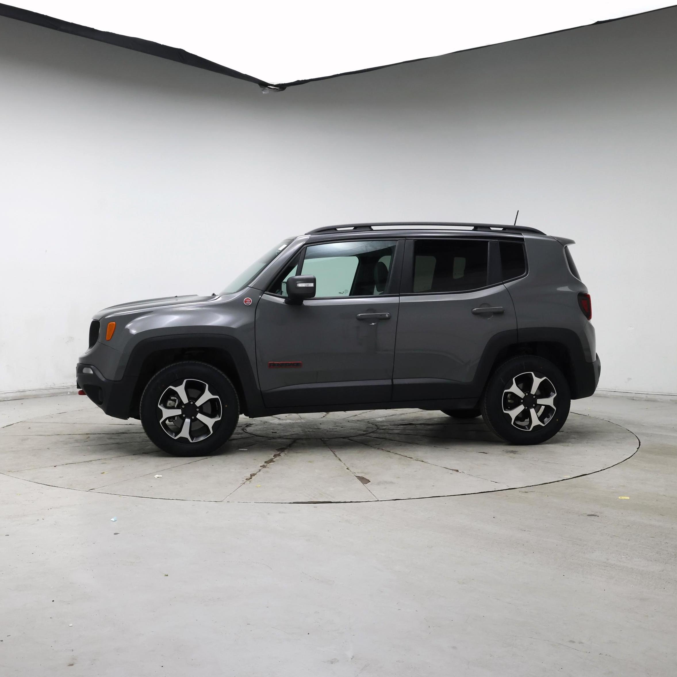 Thumbnail: 2021 Jeep Renegade - 3