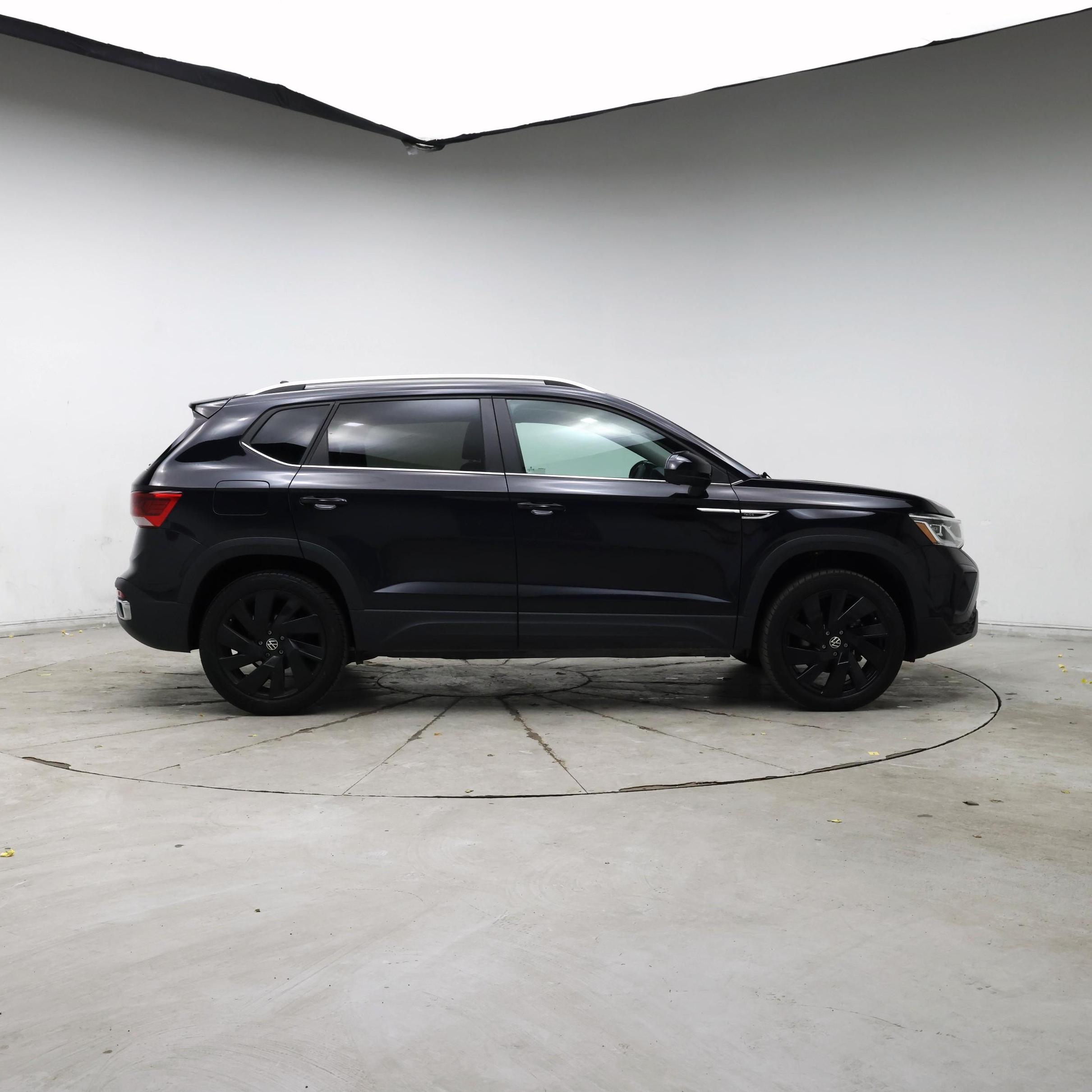 Thumbnail: 2024 Volkswagen Taos - 7
