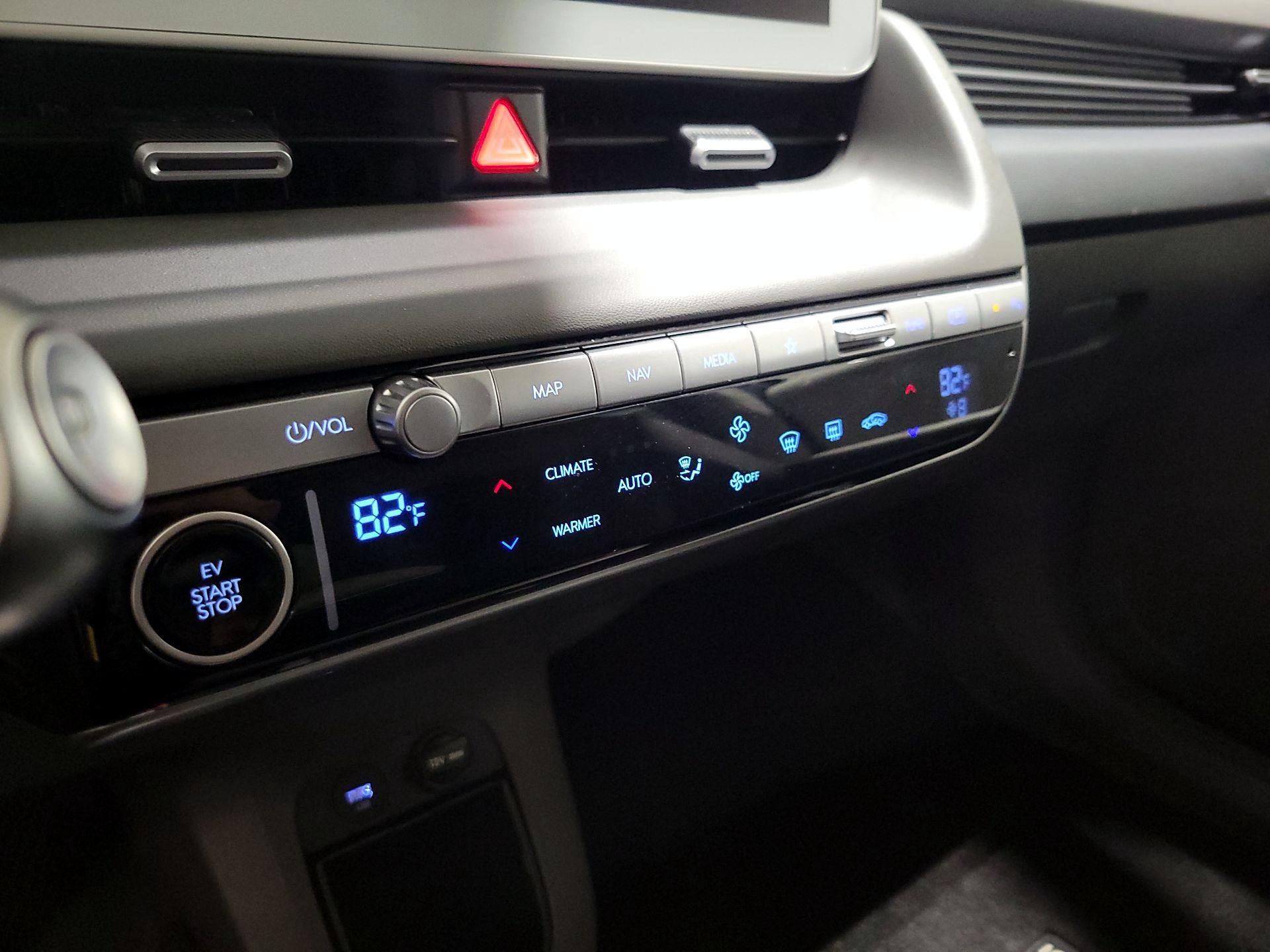 Thumbnail: 2024 Hyundai Ioniq 5 - 17