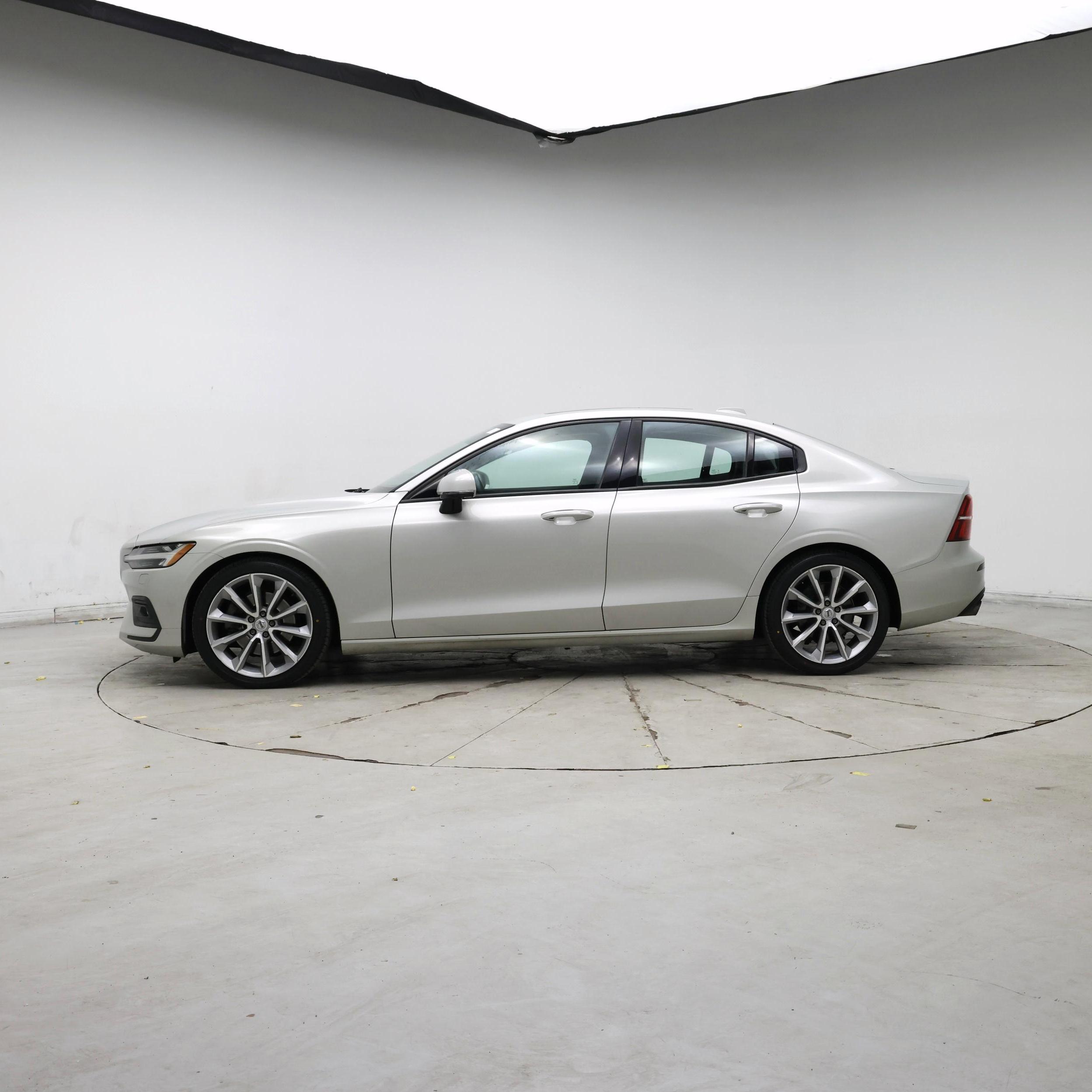 Thumbnail: 2020 Volvo S60 - 3