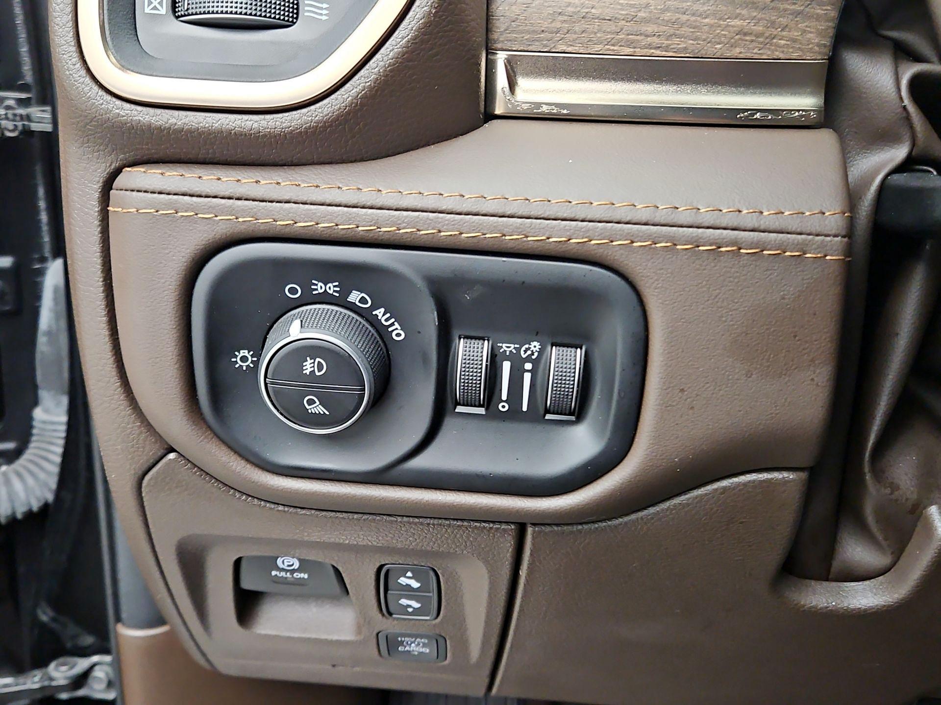 Thumbnail: 2025 RAM 1500 - 13