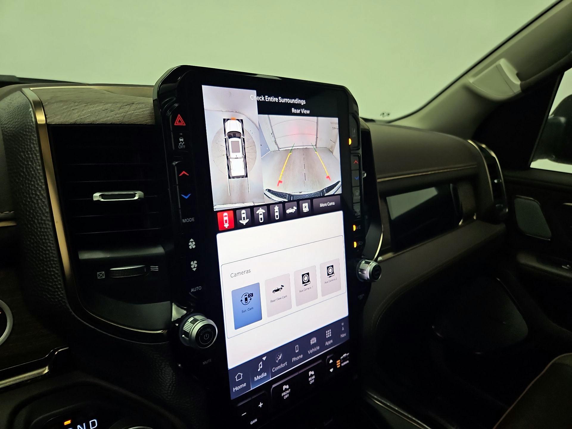 Thumbnail: 2025 RAM 1500 - 15