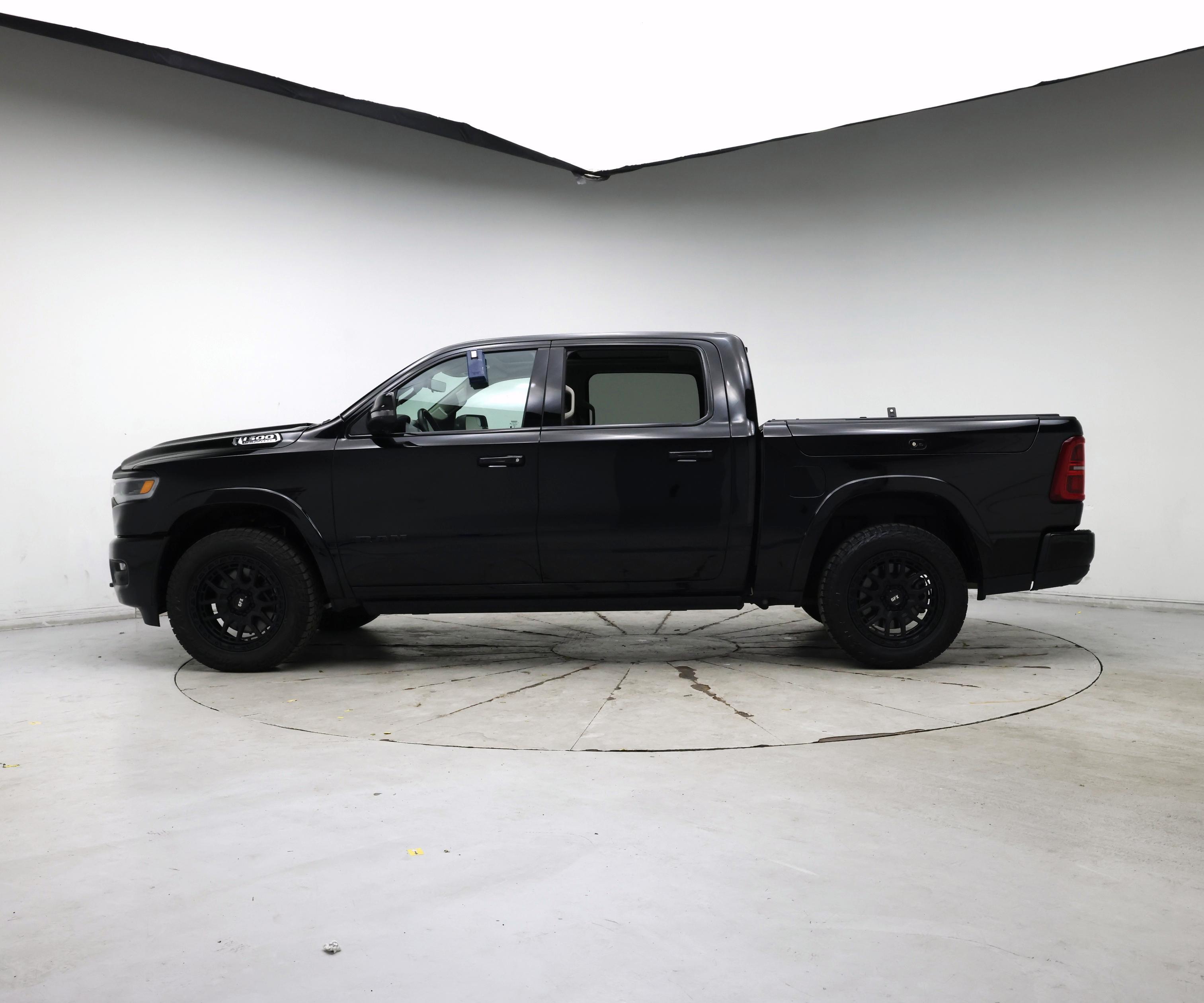 Thumbnail: 2025 RAM 1500 - 3