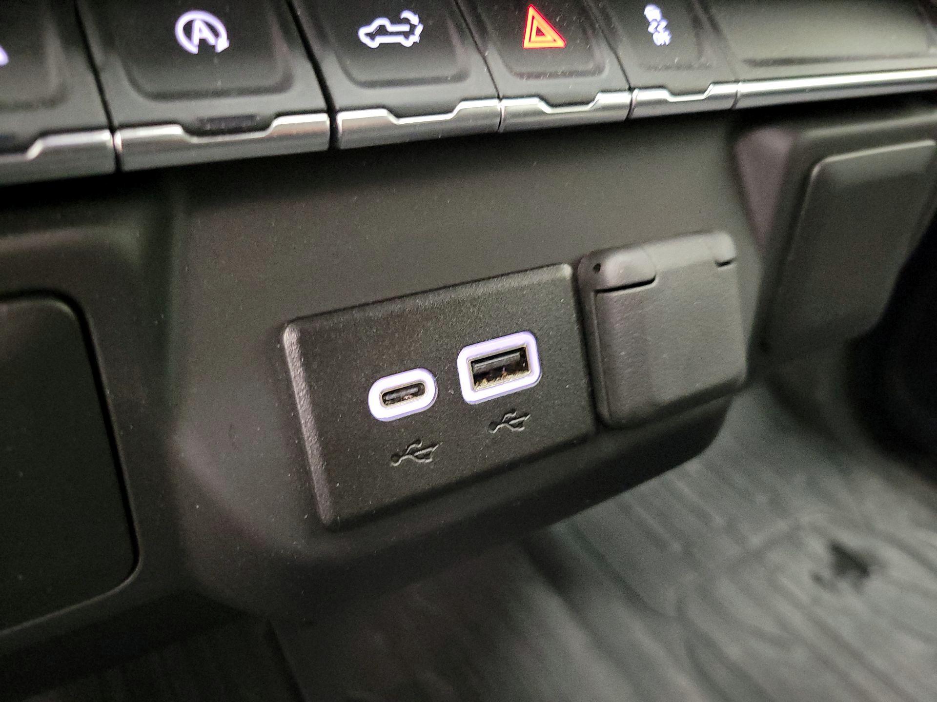 Thumbnail: 2025 GMC Sierra 1500 - 19