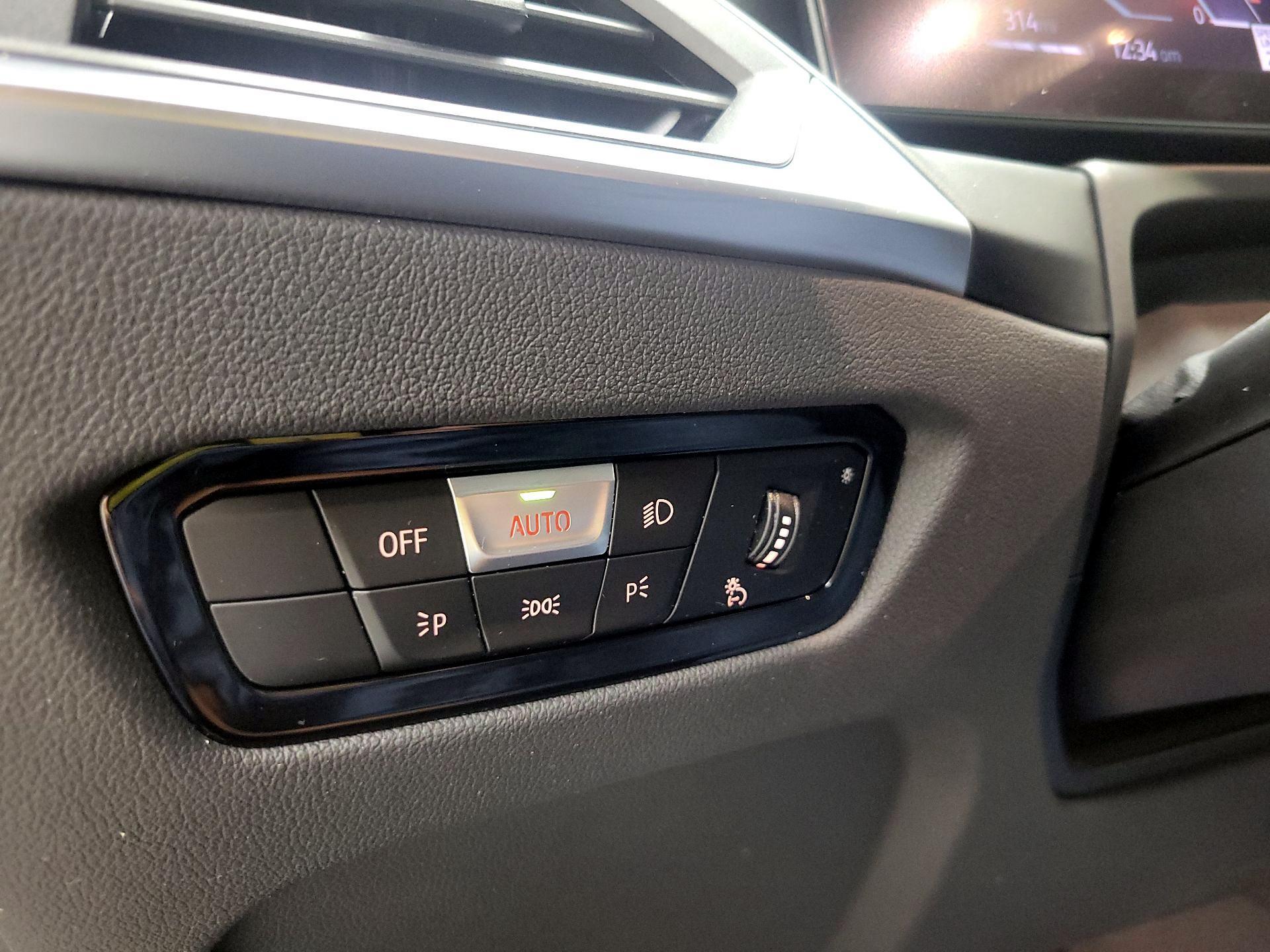 Thumbnail: 2024 BMW 2 Series - 13