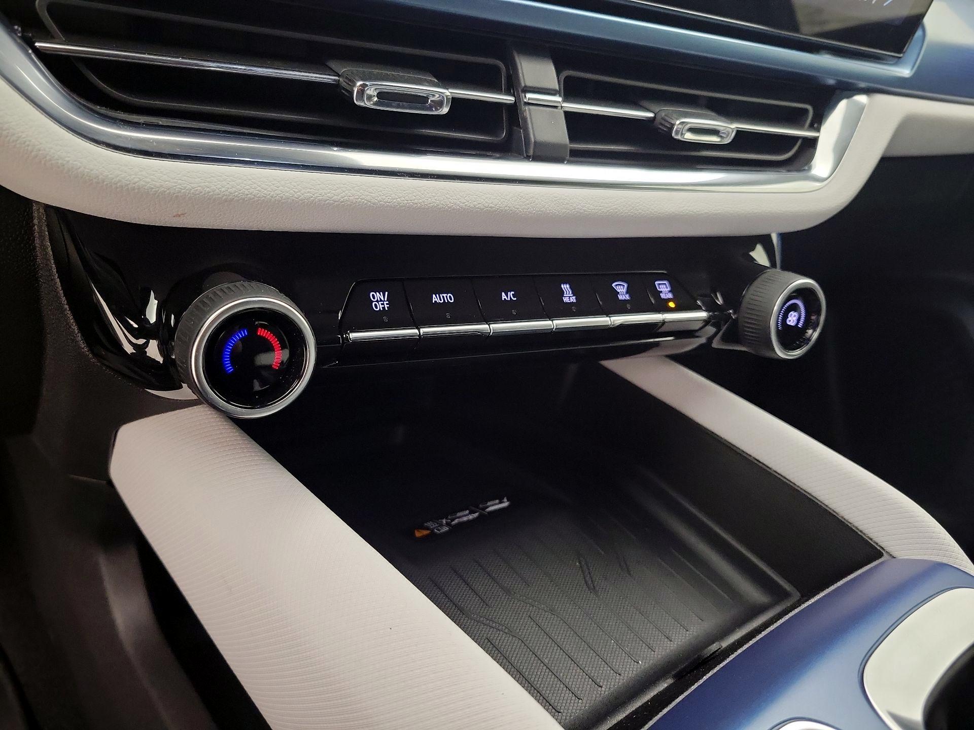 Thumbnail: 2025 Chevrolet Equinox - 17