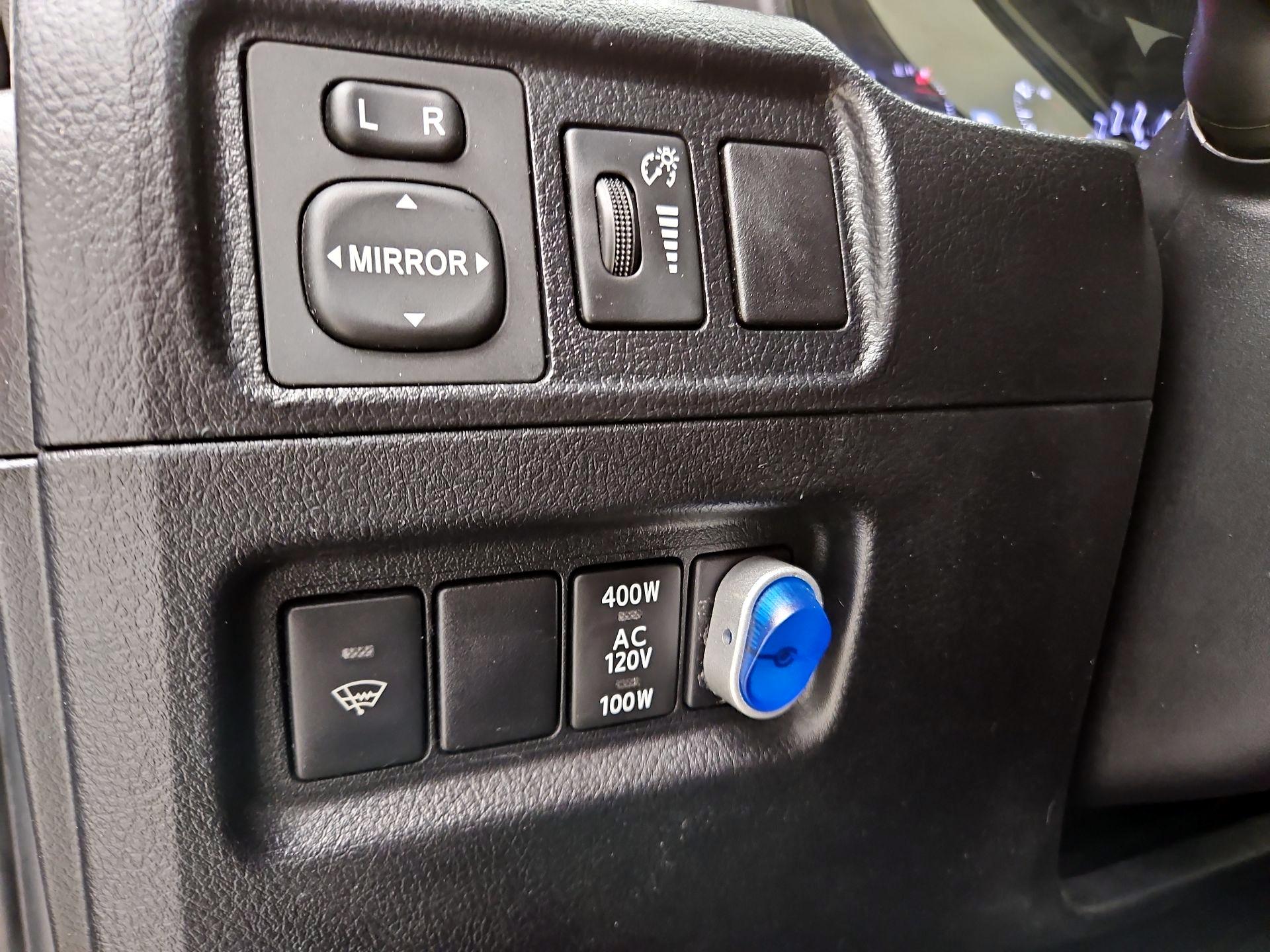 Thumbnail: 2019 Toyota 4Runner - 13