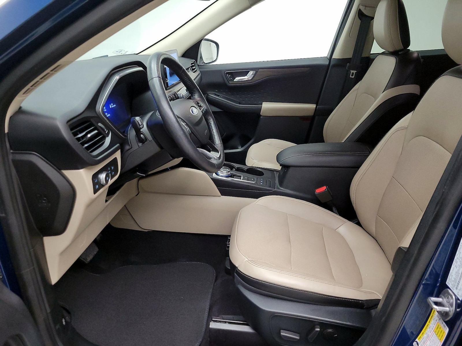 2020 Ford Escape Titanium - Photo 12