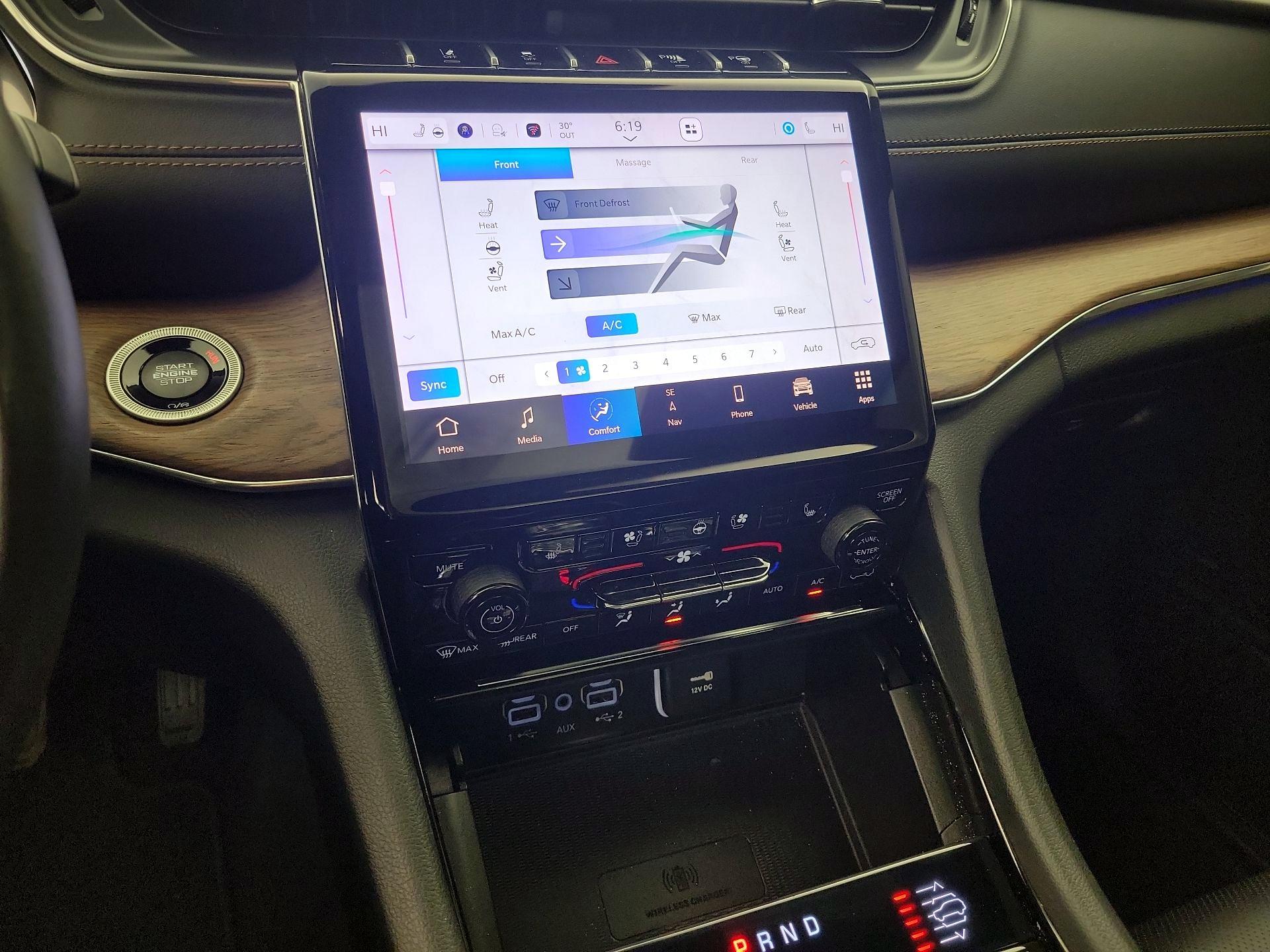 Thumbnail: 2023 Jeep Grand Cherokee L - 17