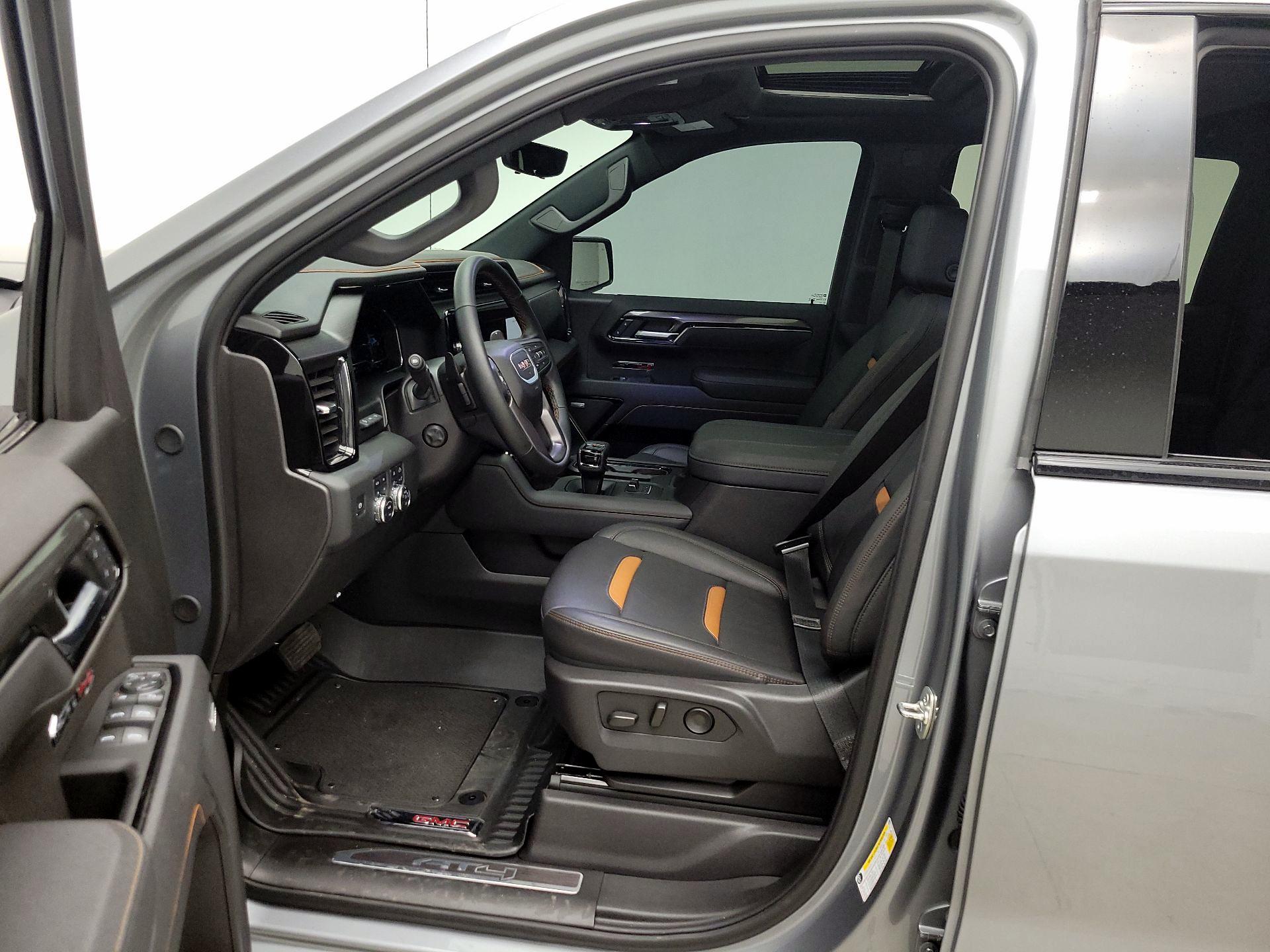 Thumbnail: 2025 GMC Sierra 1500 - 11