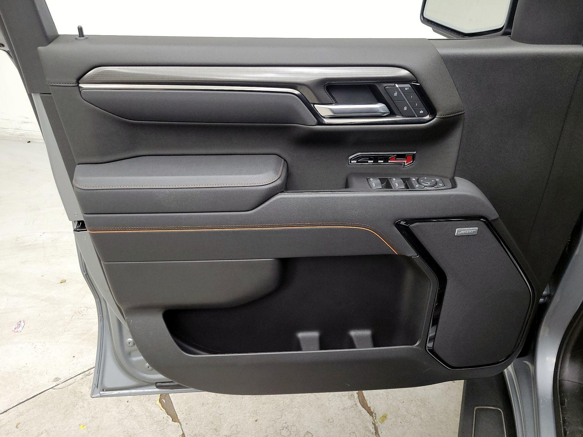 Thumbnail: 2025 GMC Sierra 1500 - 12