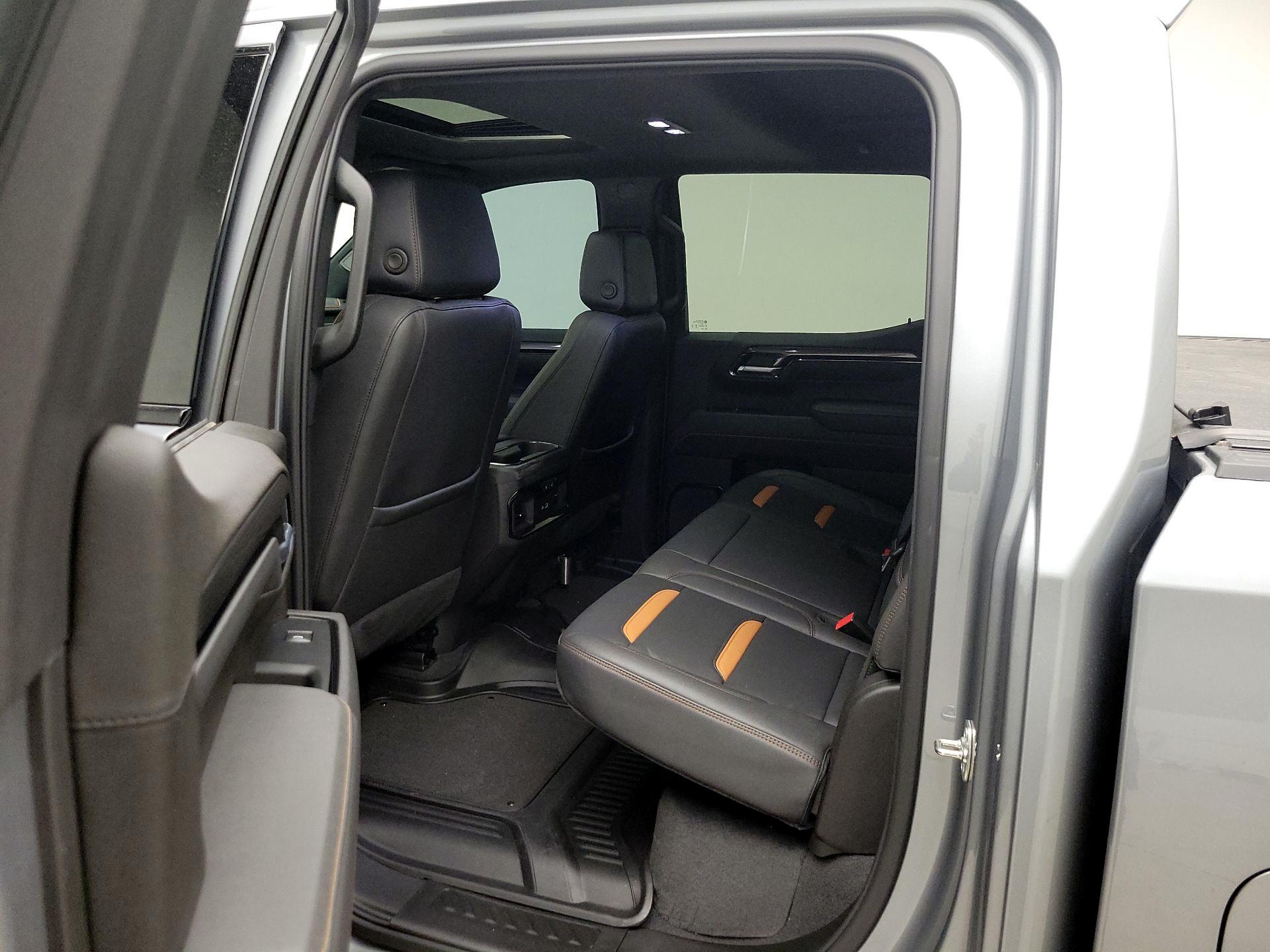 Thumbnail: 2025 GMC Sierra 1500 - 20