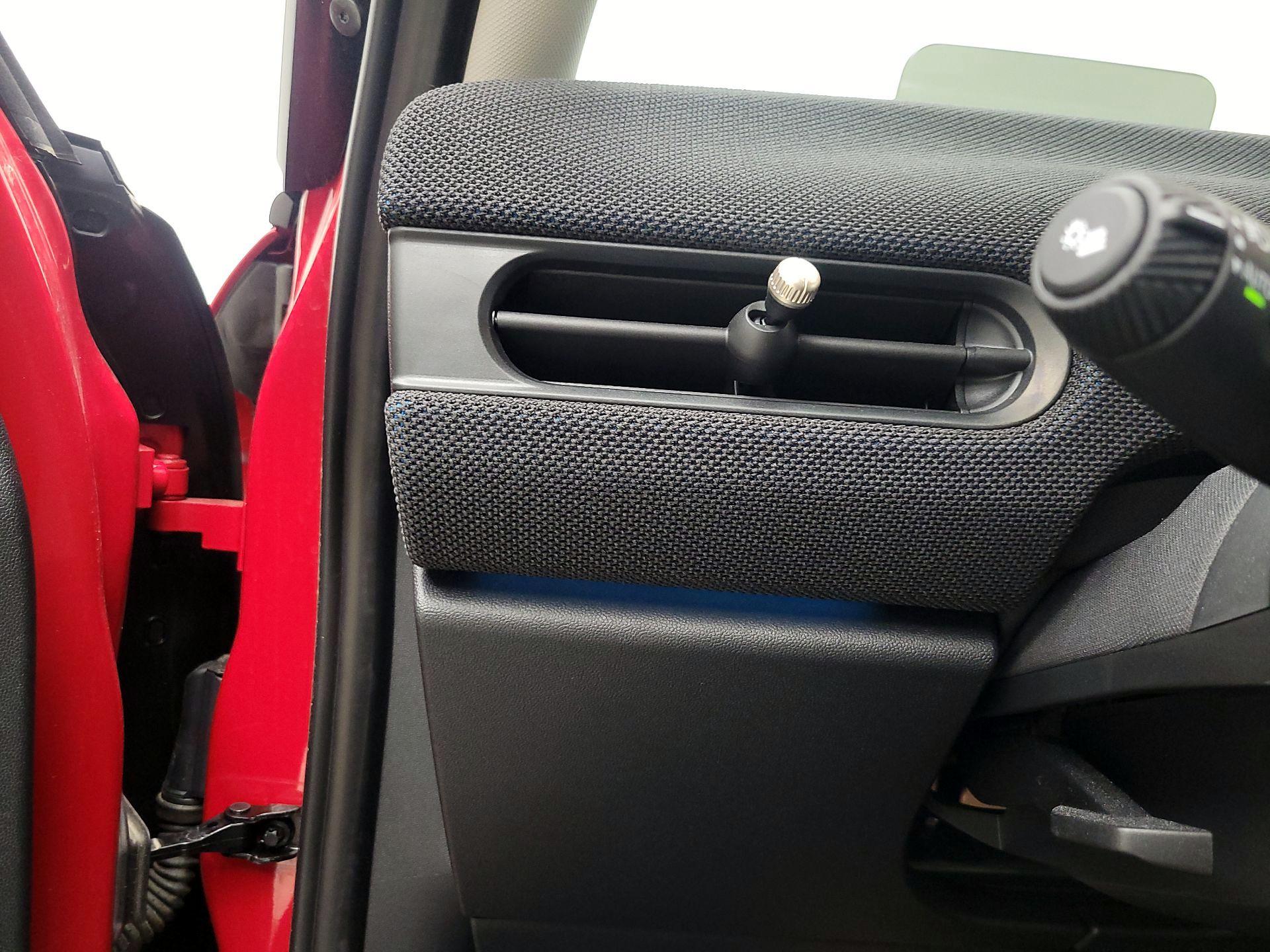 Thumbnail: 2025 MINI Cooper Hardtop - 13