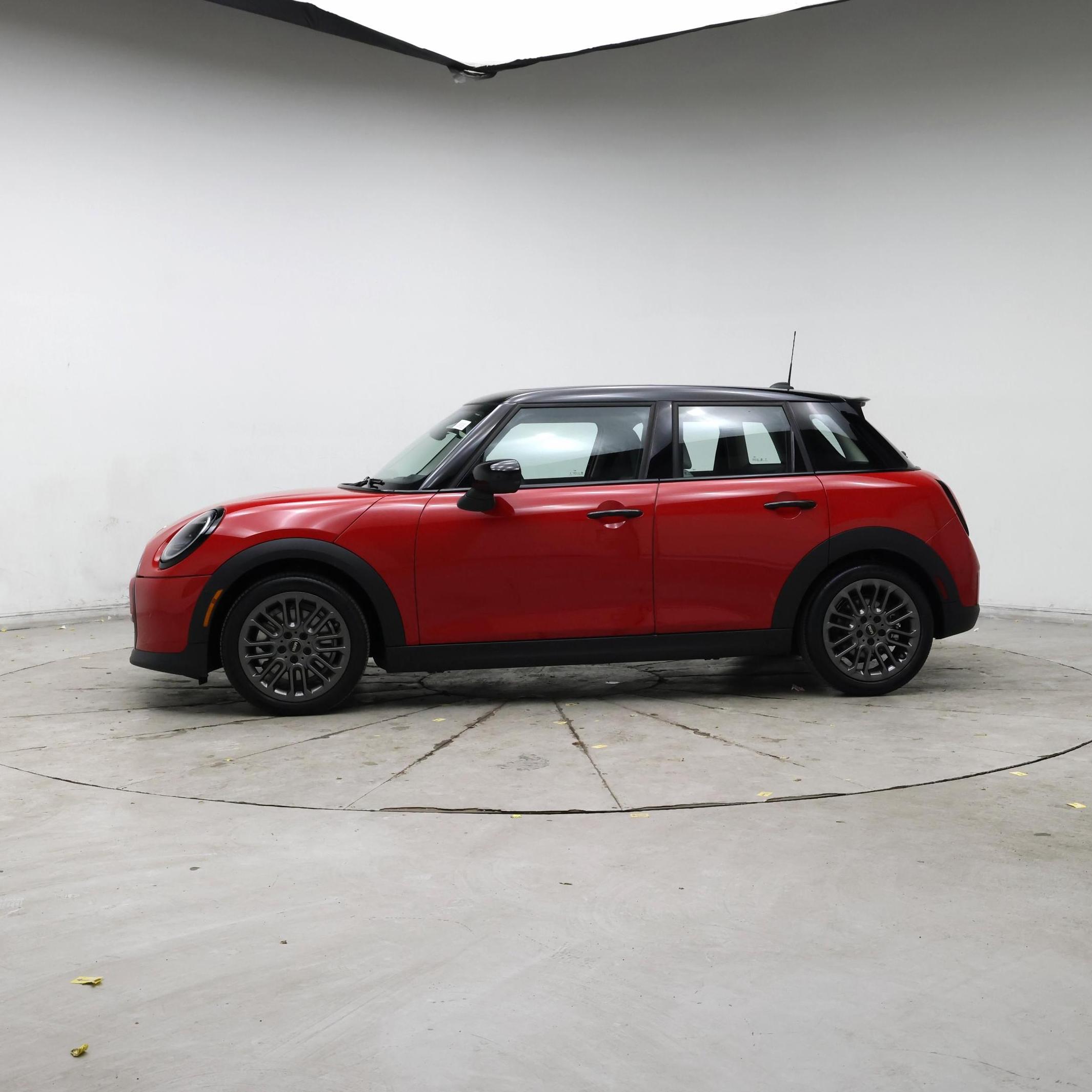Thumbnail: 2025 MINI Cooper Hardtop - 3