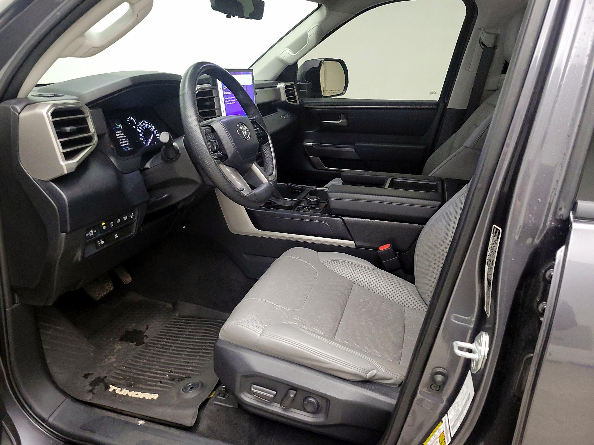 Thumbnail: 2022 Toyota Tundra - 11