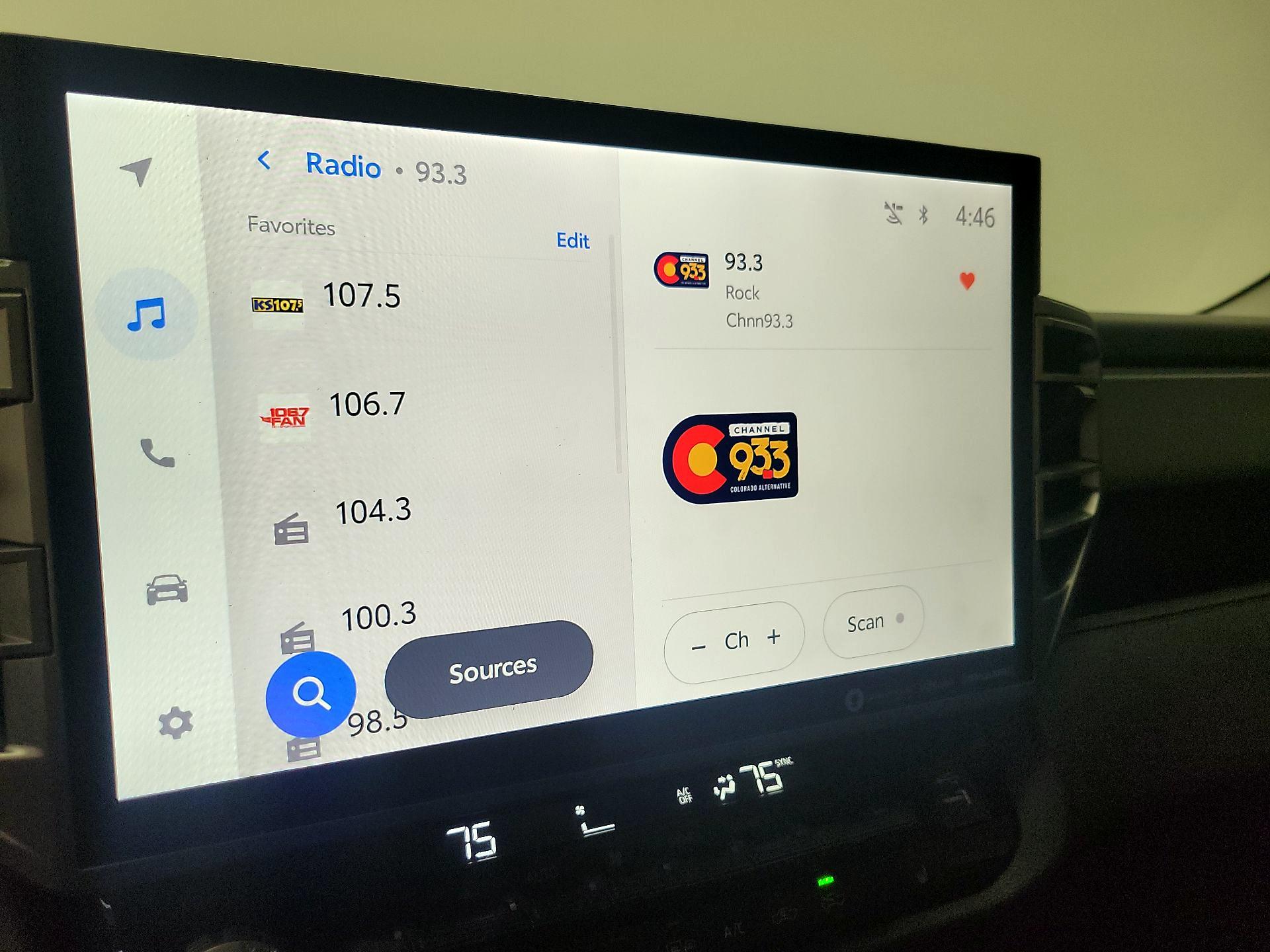 Thumbnail: 2022 Toyota Tundra - 15