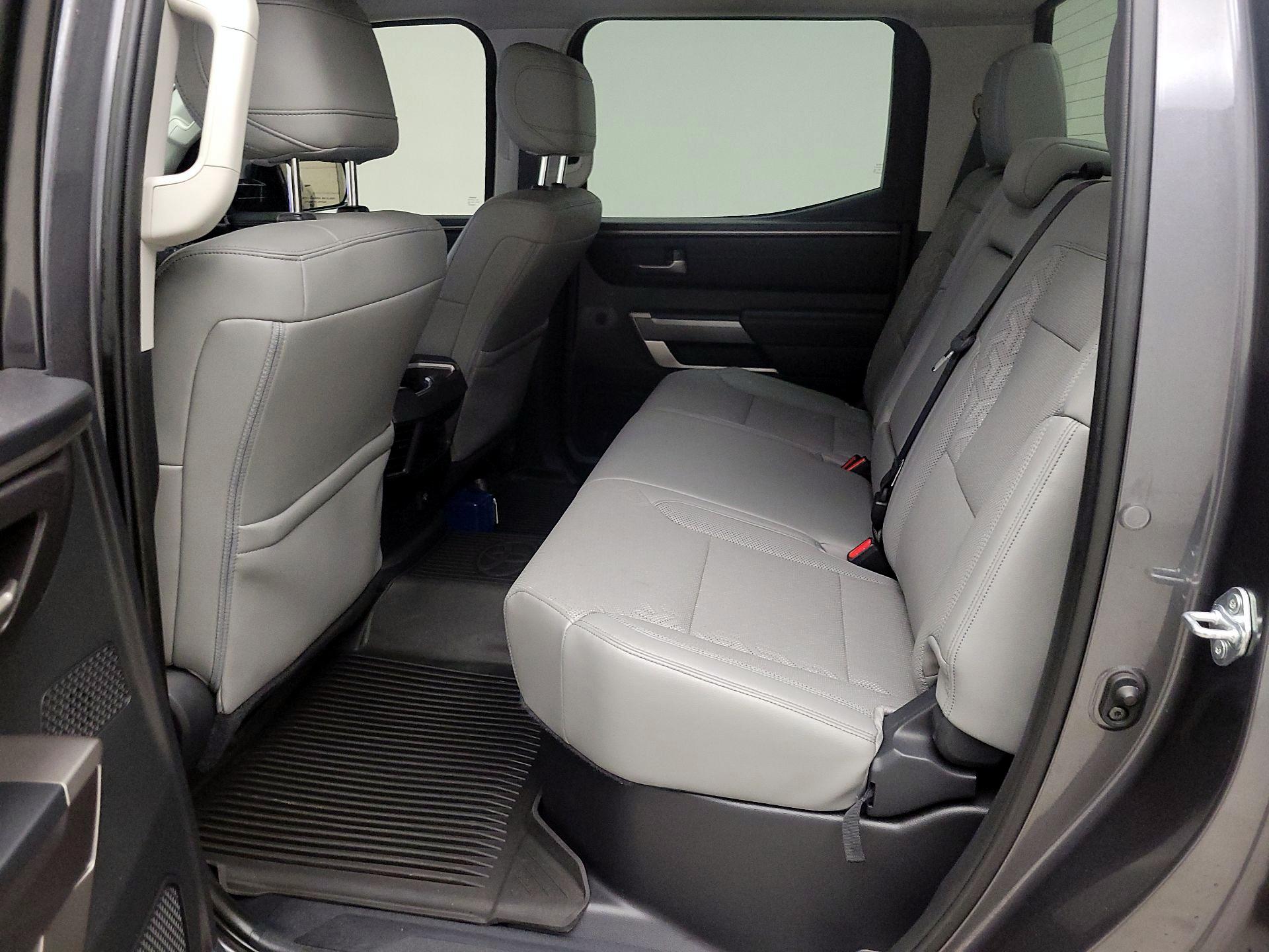 Thumbnail: 2022 Toyota Tundra - 19