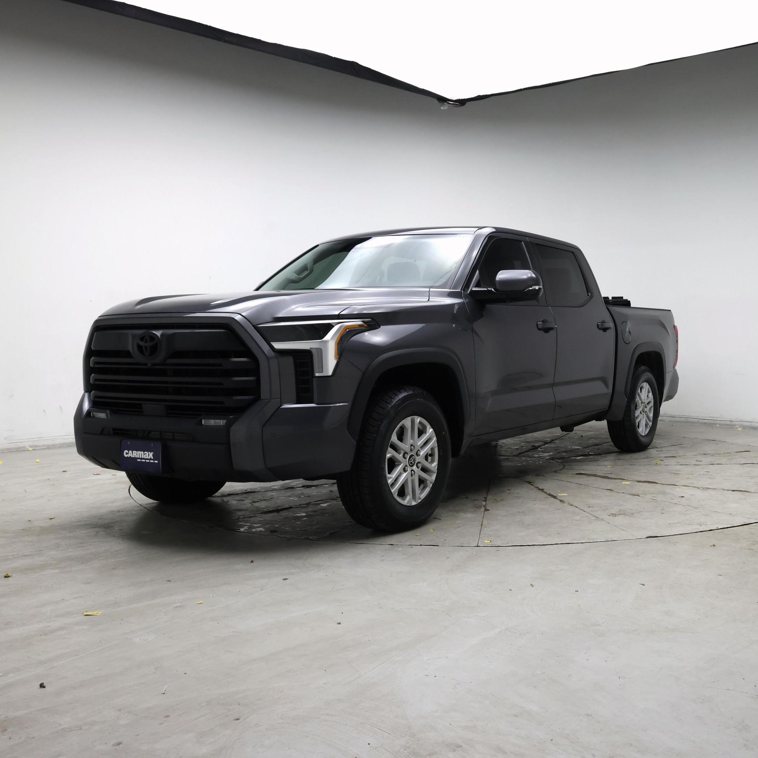 Thumbnail: 2022 Toyota Tundra - 4