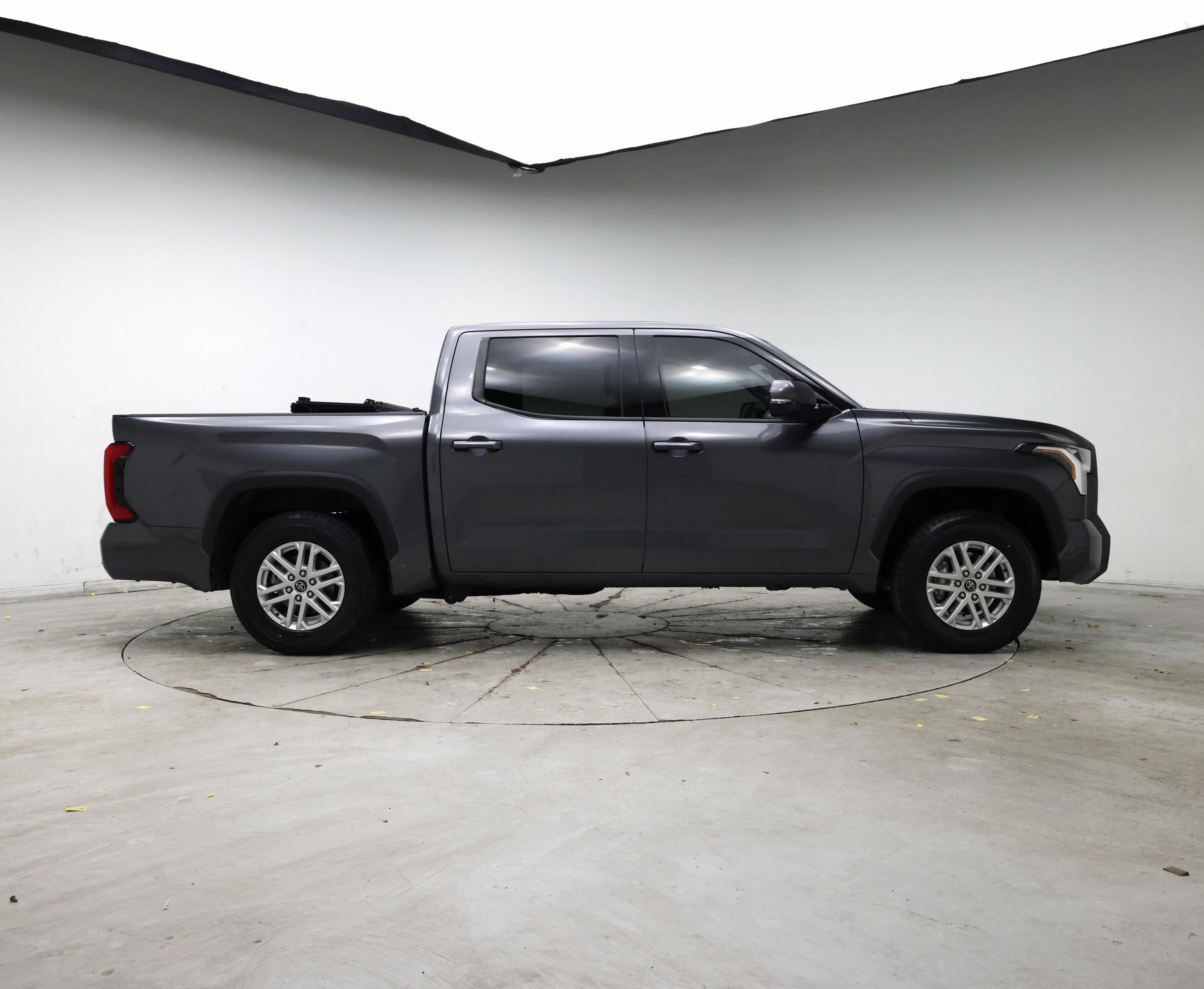 Thumbnail: 2022 Toyota Tundra - 7