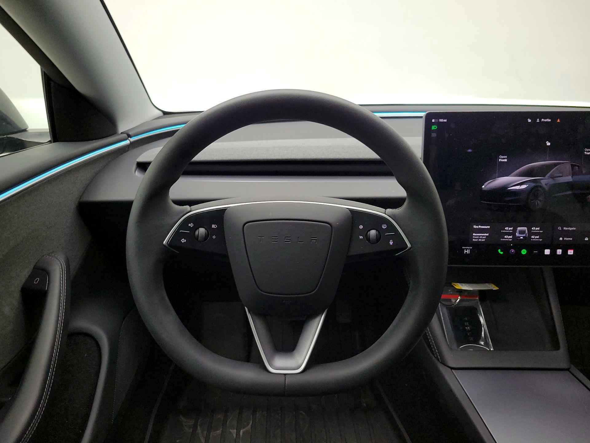 Thumbnail: 2025 Tesla Model 3 - 10