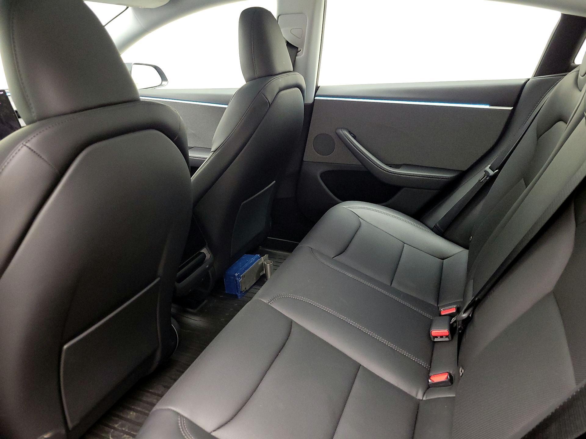 Thumbnail: 2025 Tesla Model 3 - 19