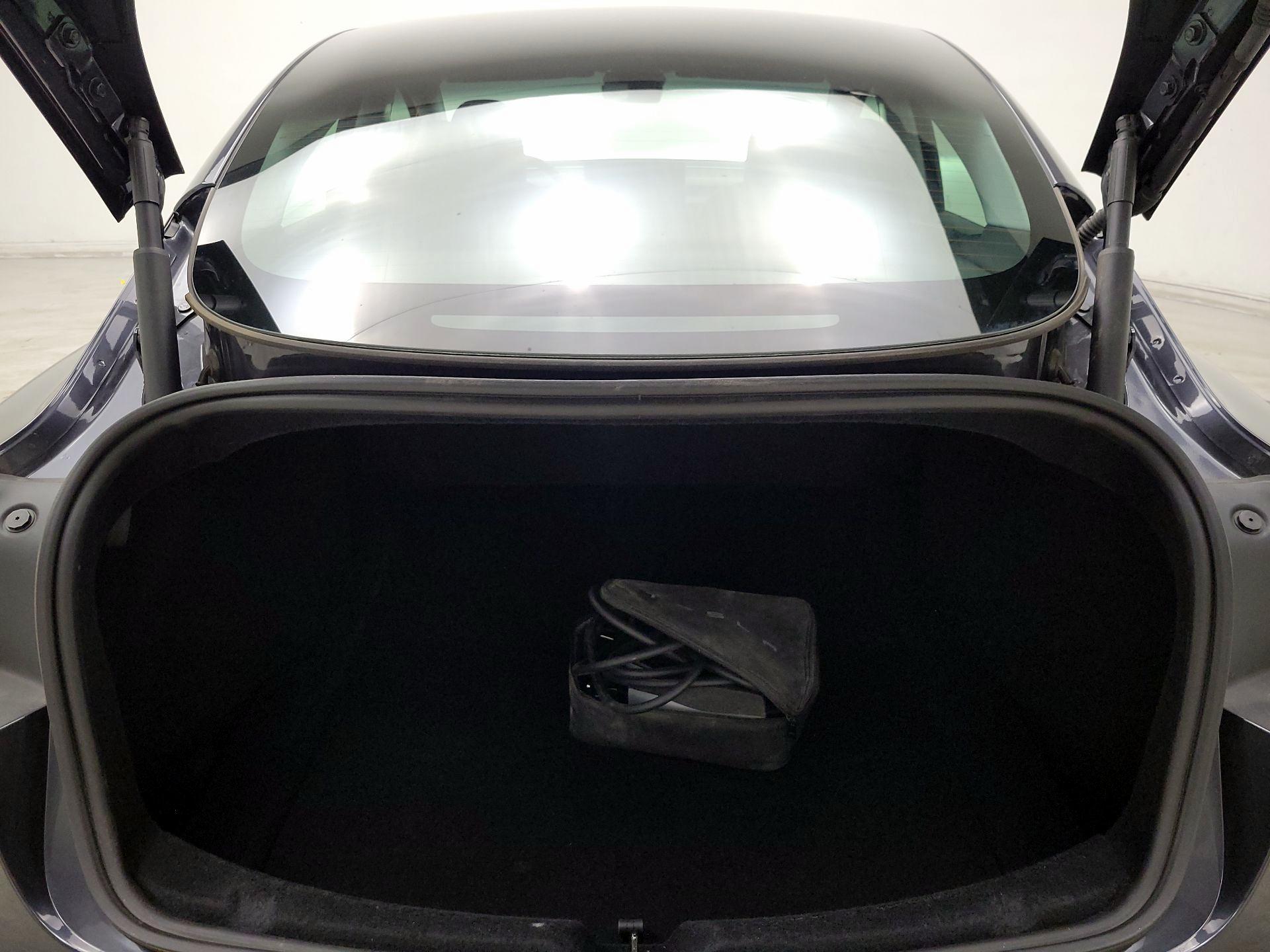 Thumbnail: 2025 Tesla Model 3 - 20