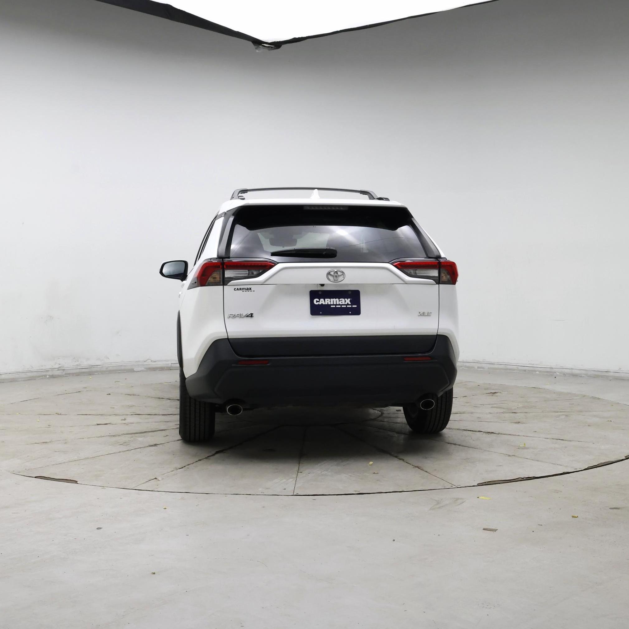 Thumbnail: 2021 Toyota RAV4 - 6