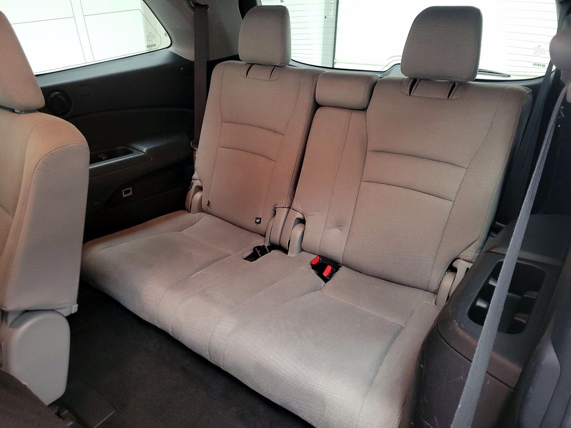 Thumbnail: 2016 Honda Pilot - 20