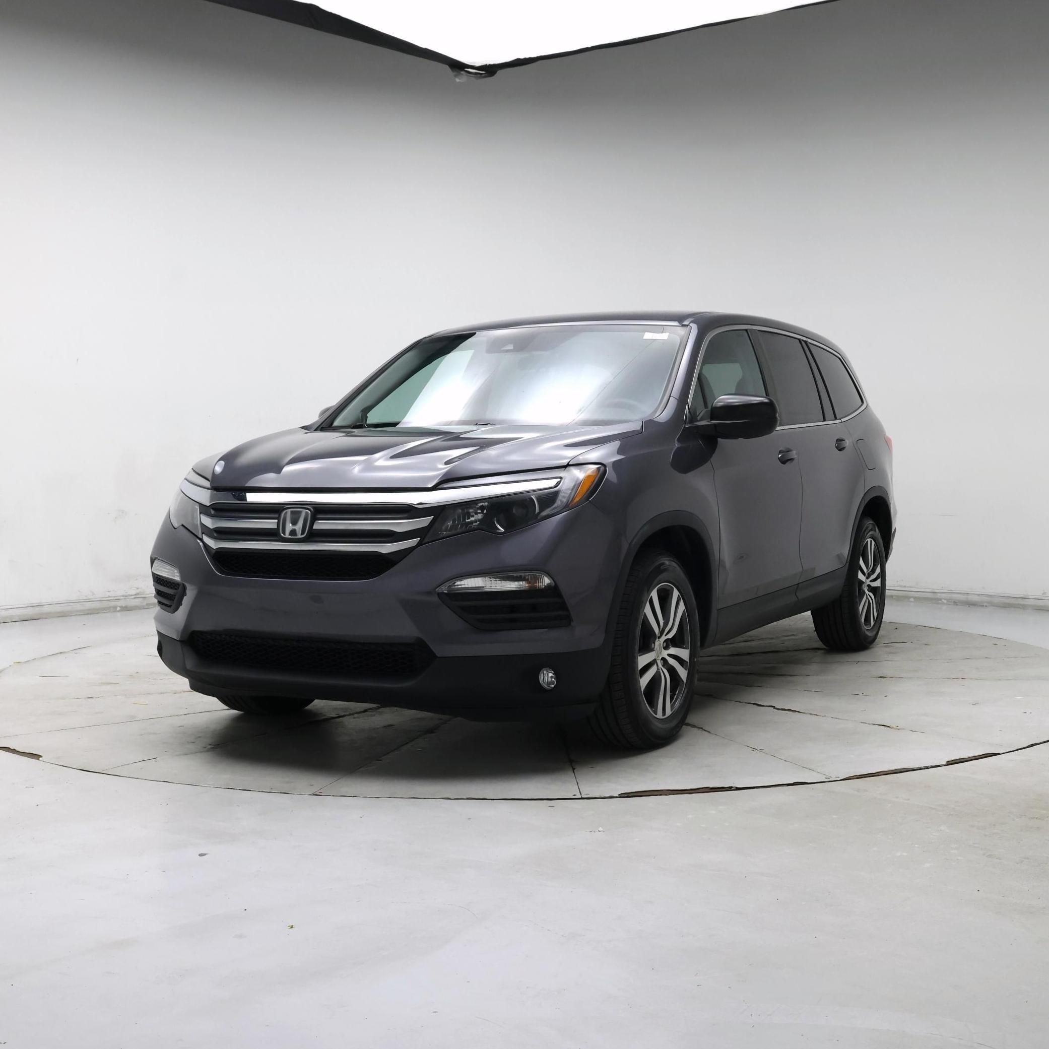 Thumbnail: 2016 Honda Pilot - 4