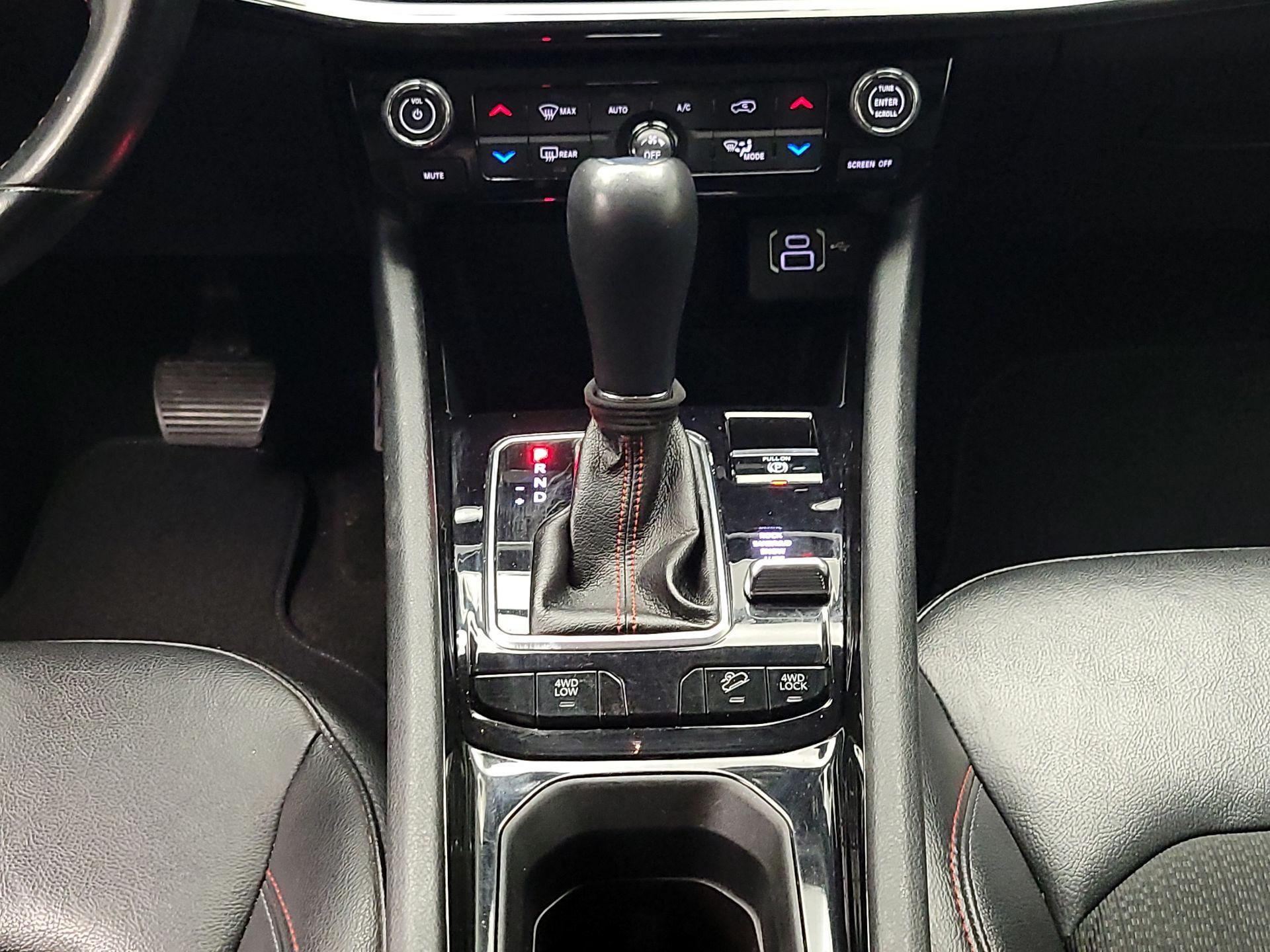 Thumbnail: 2022 Jeep Compass - 17