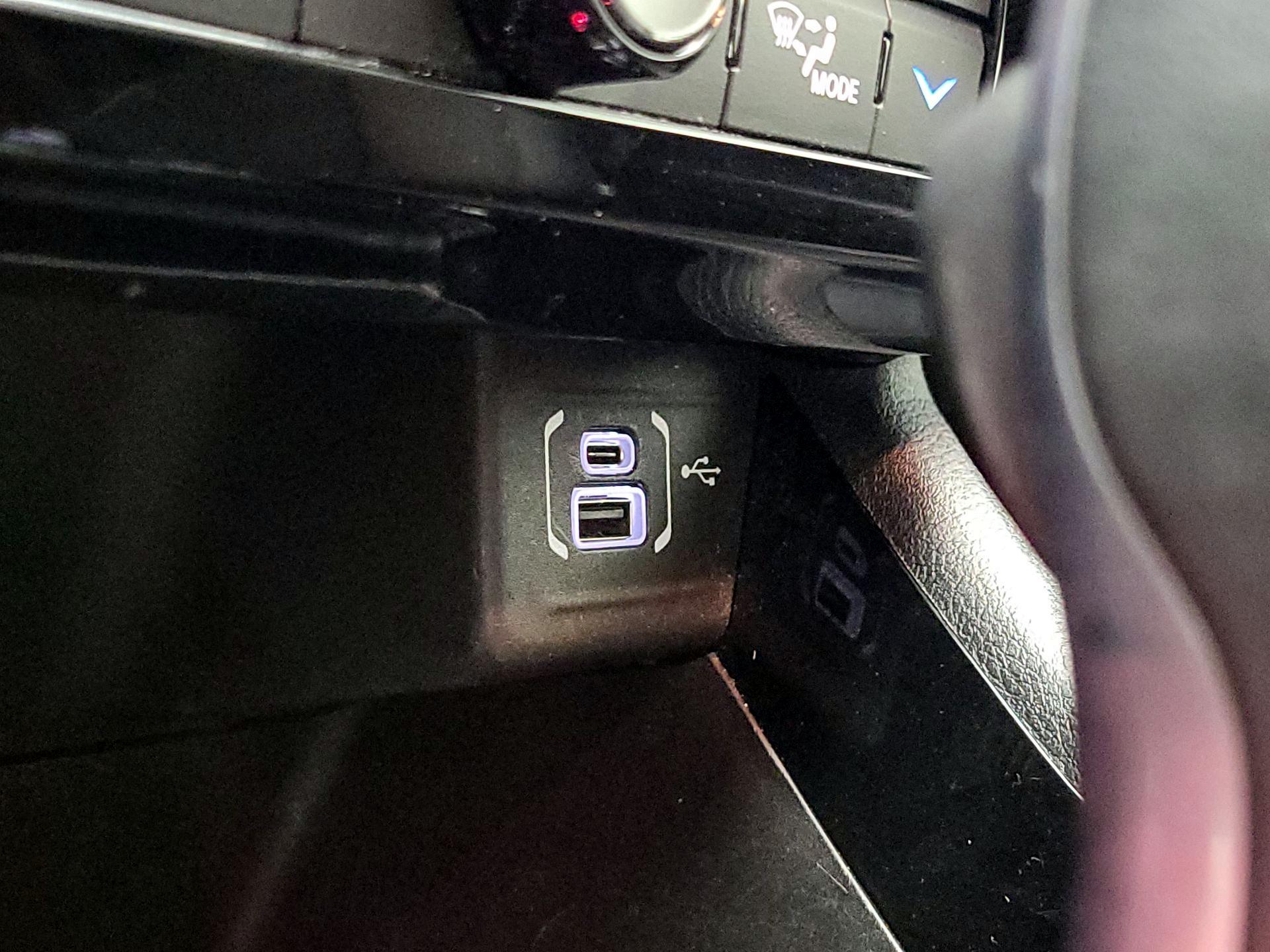 Thumbnail: 2022 Jeep Compass - 18