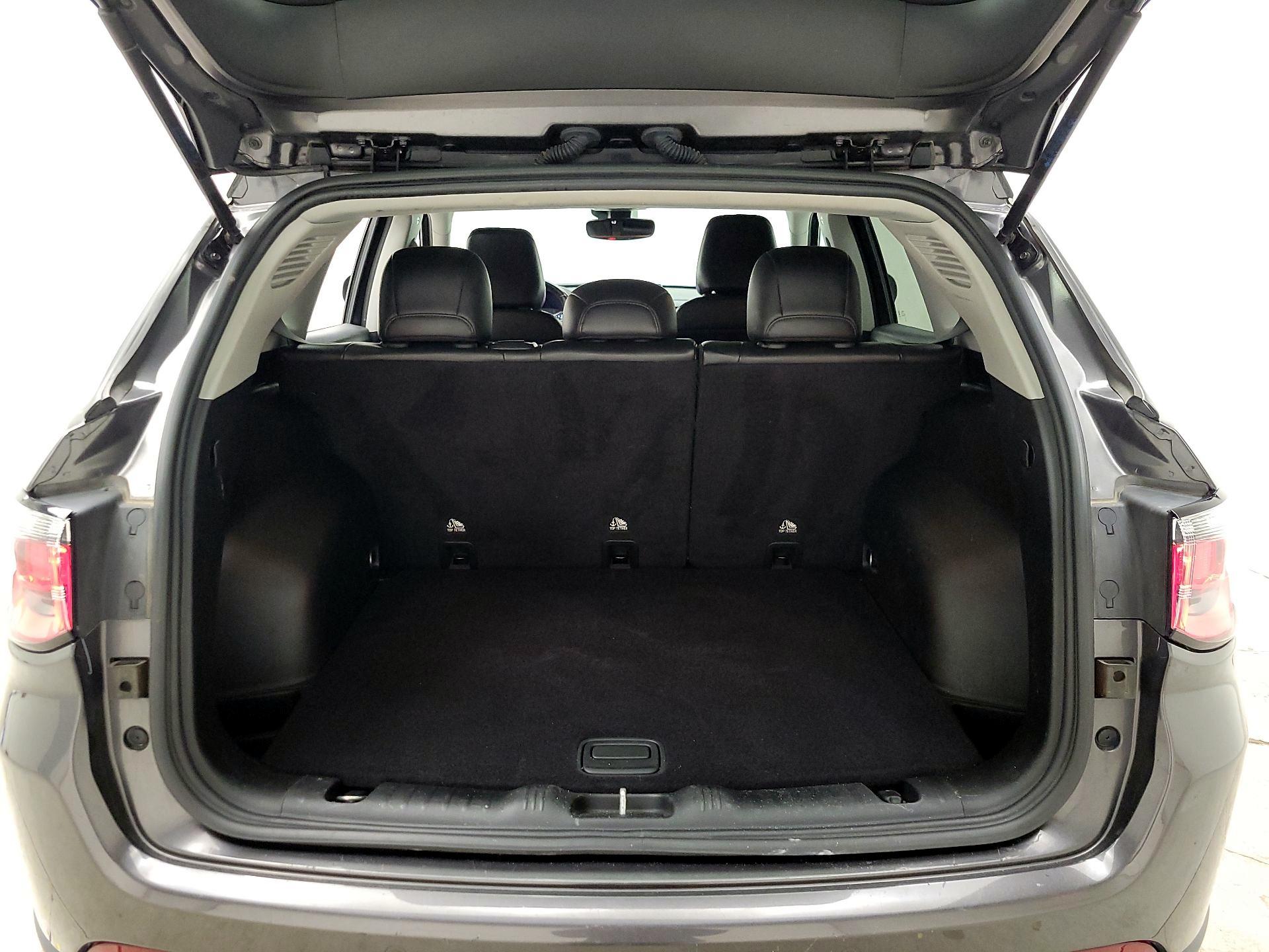 Thumbnail: 2022 Jeep Compass - 20