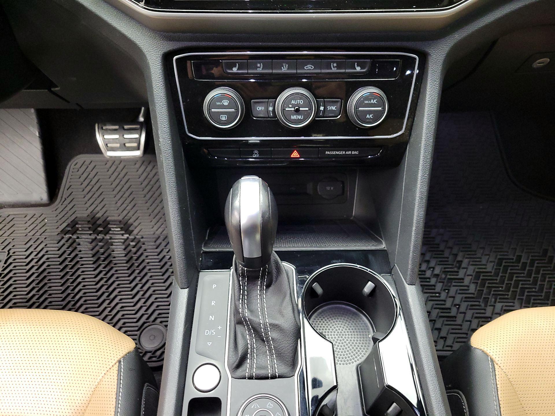 Thumbnail: 2022 Volkswagen Atlas - 18