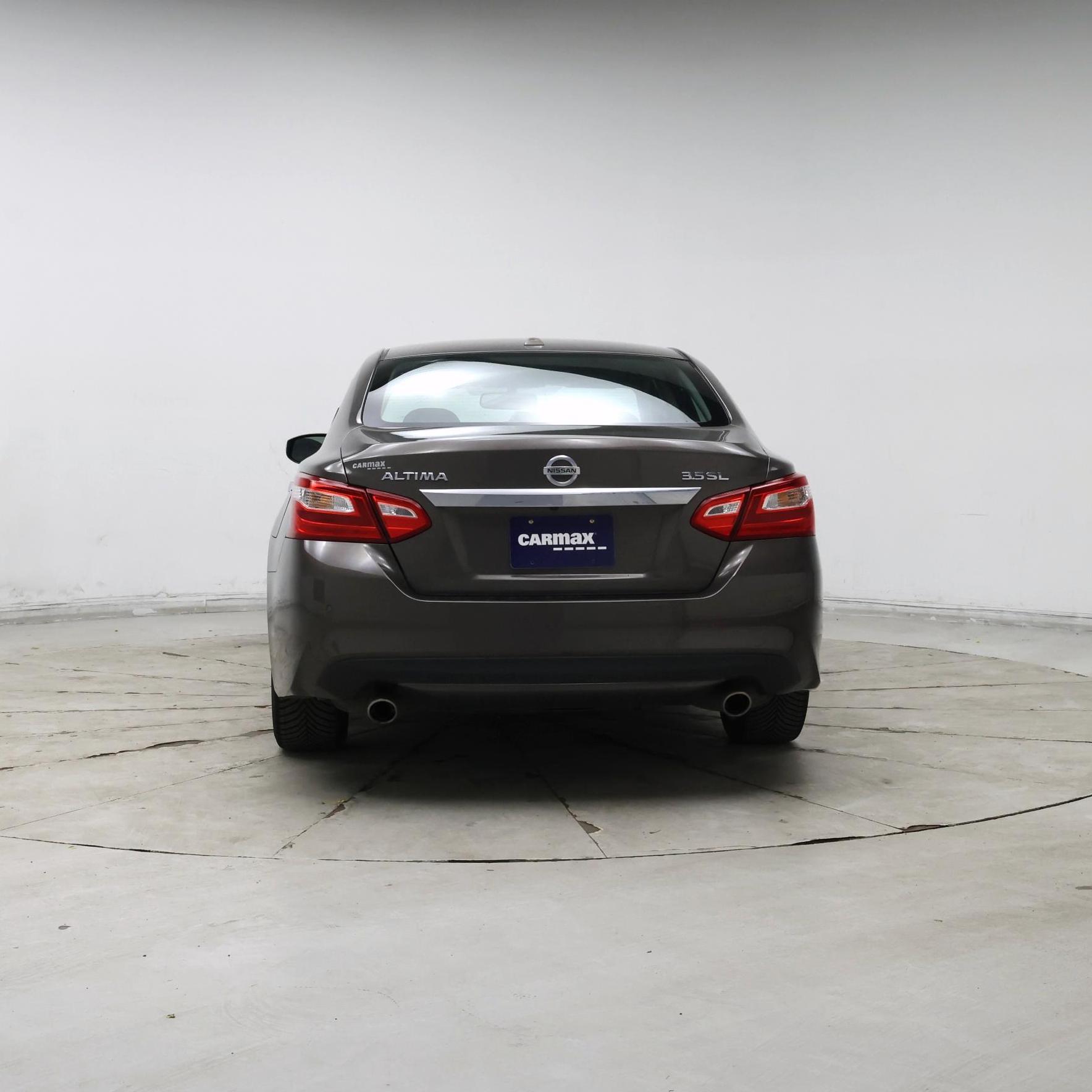 Thumbnail: 2016 Nissan Altima - 6