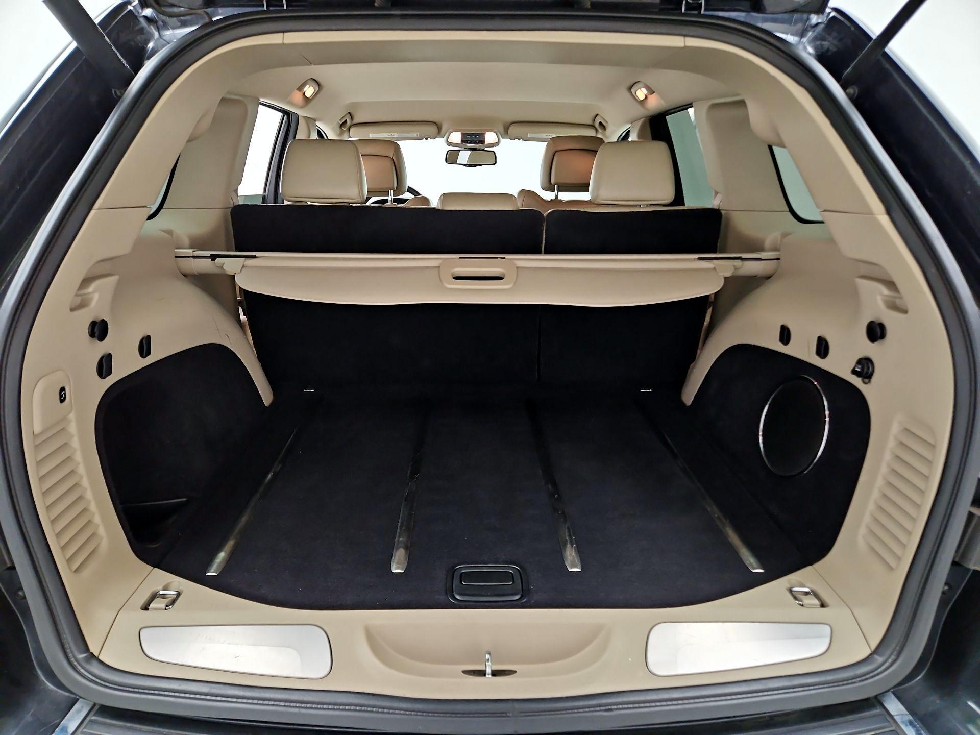 Thumbnail: 2014 Jeep Grand Cherokee - 20