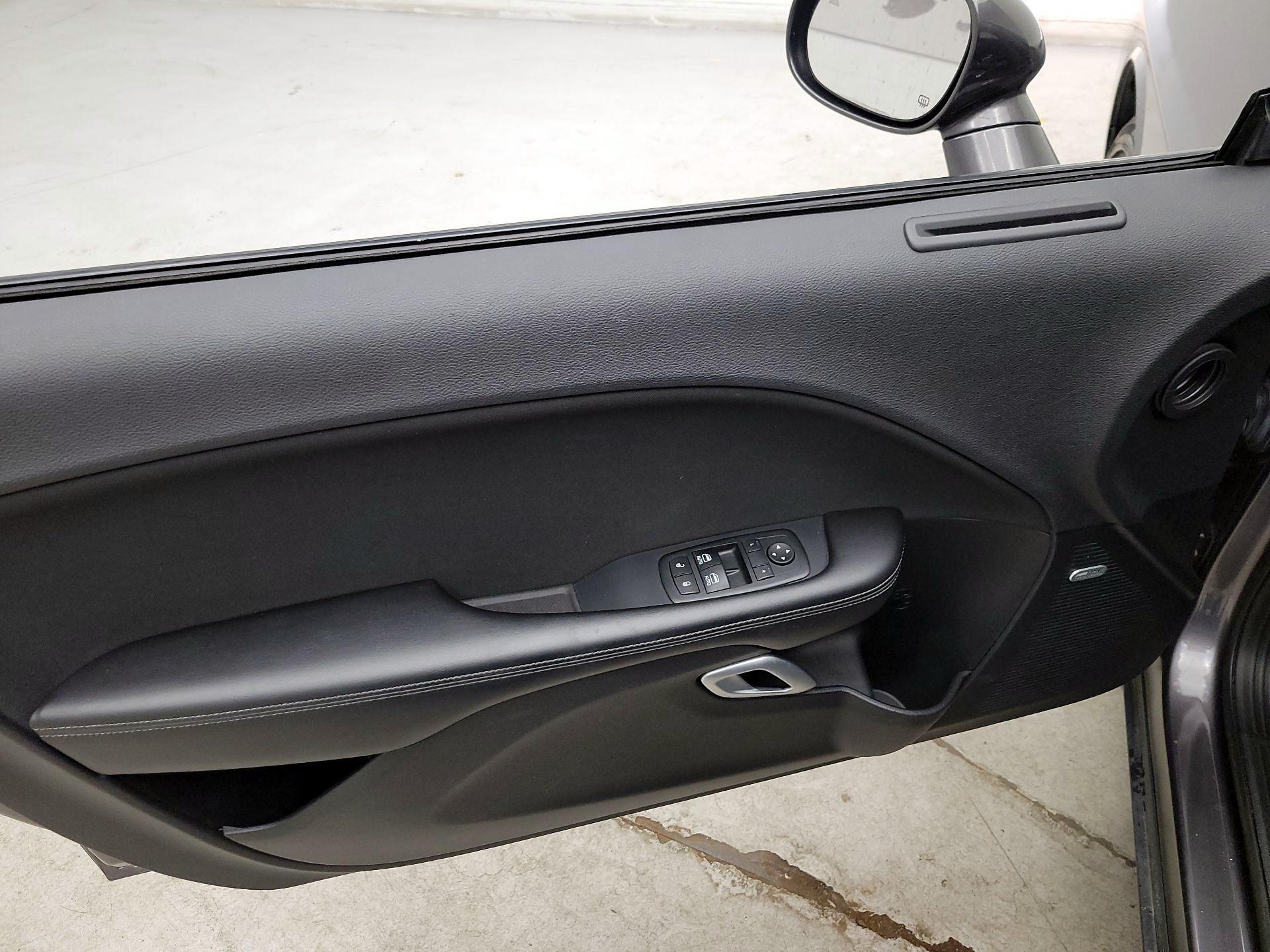 Thumbnail: 2015 Dodge Challenger - 12